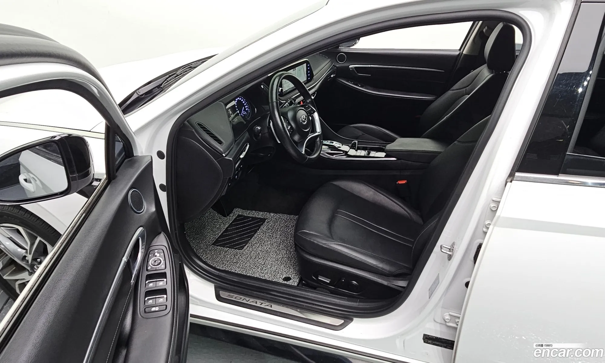 Hyundai Sonata 2022 — 18