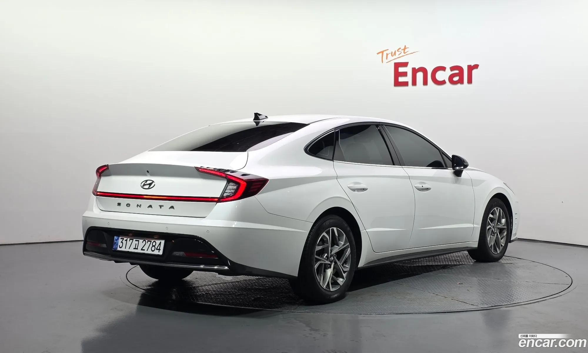 Hyundai Sonata 2022 — 16