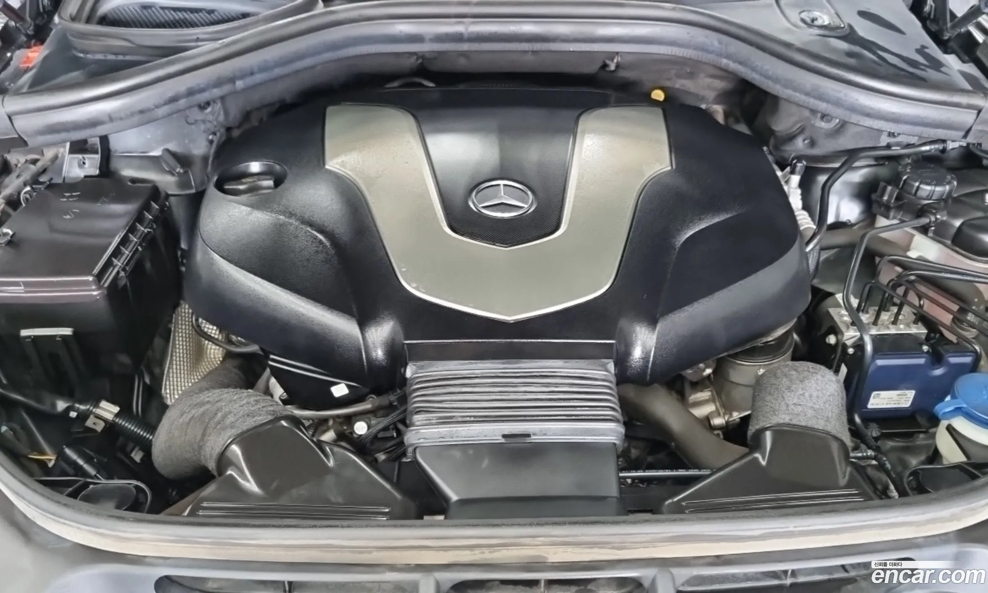 Mercedes-Benz GLE-Class W166 2017 — 13