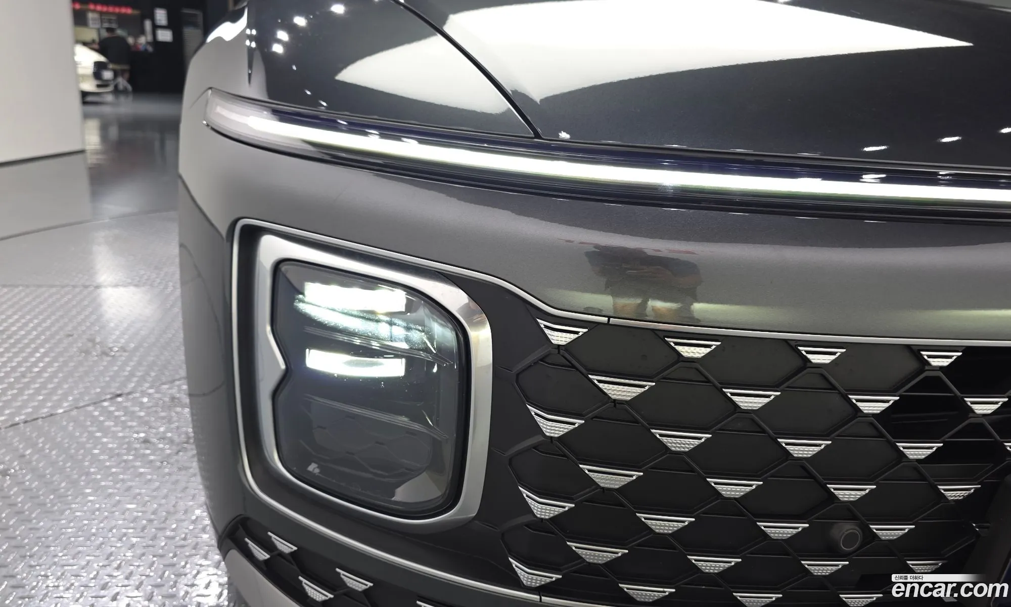 Hyundai Grandeur 2023 — 28