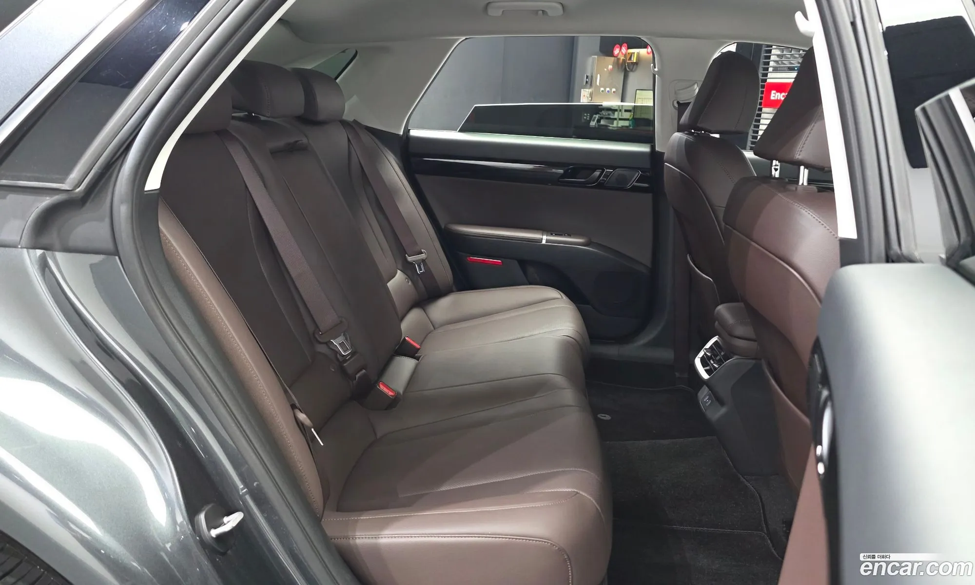 Hyundai Grandeur 2023 — 7