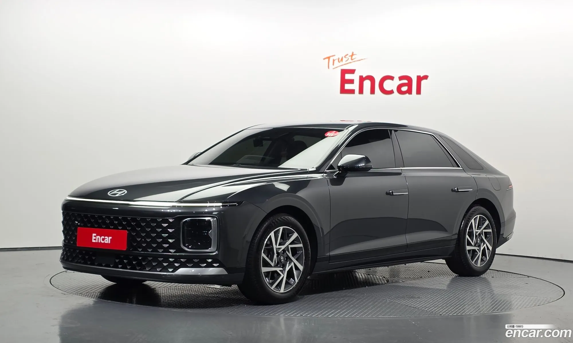 Hyundai Grandeur 2023 — 13