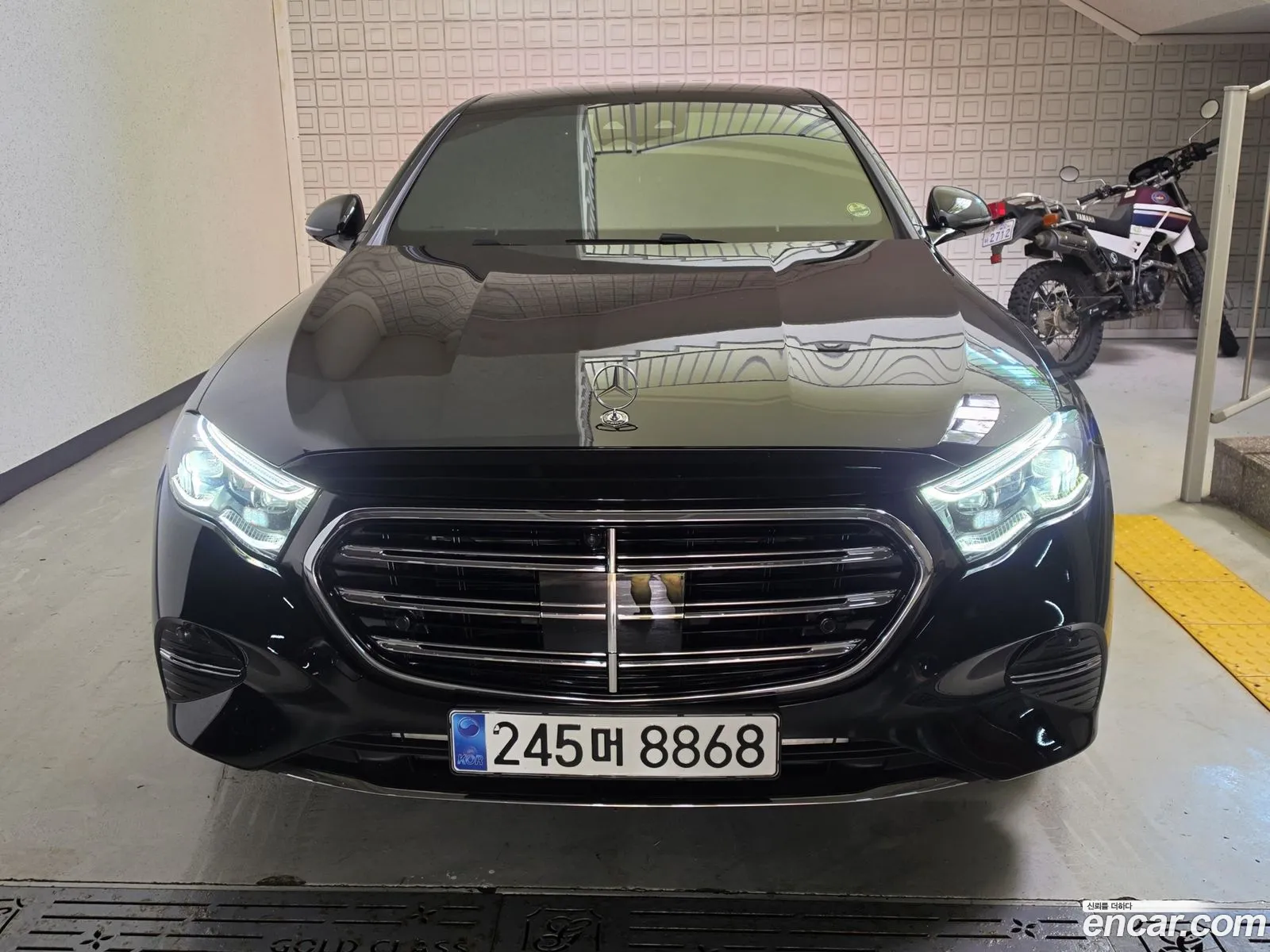 Mercedes-Benz E-Class W214 2025 — 7