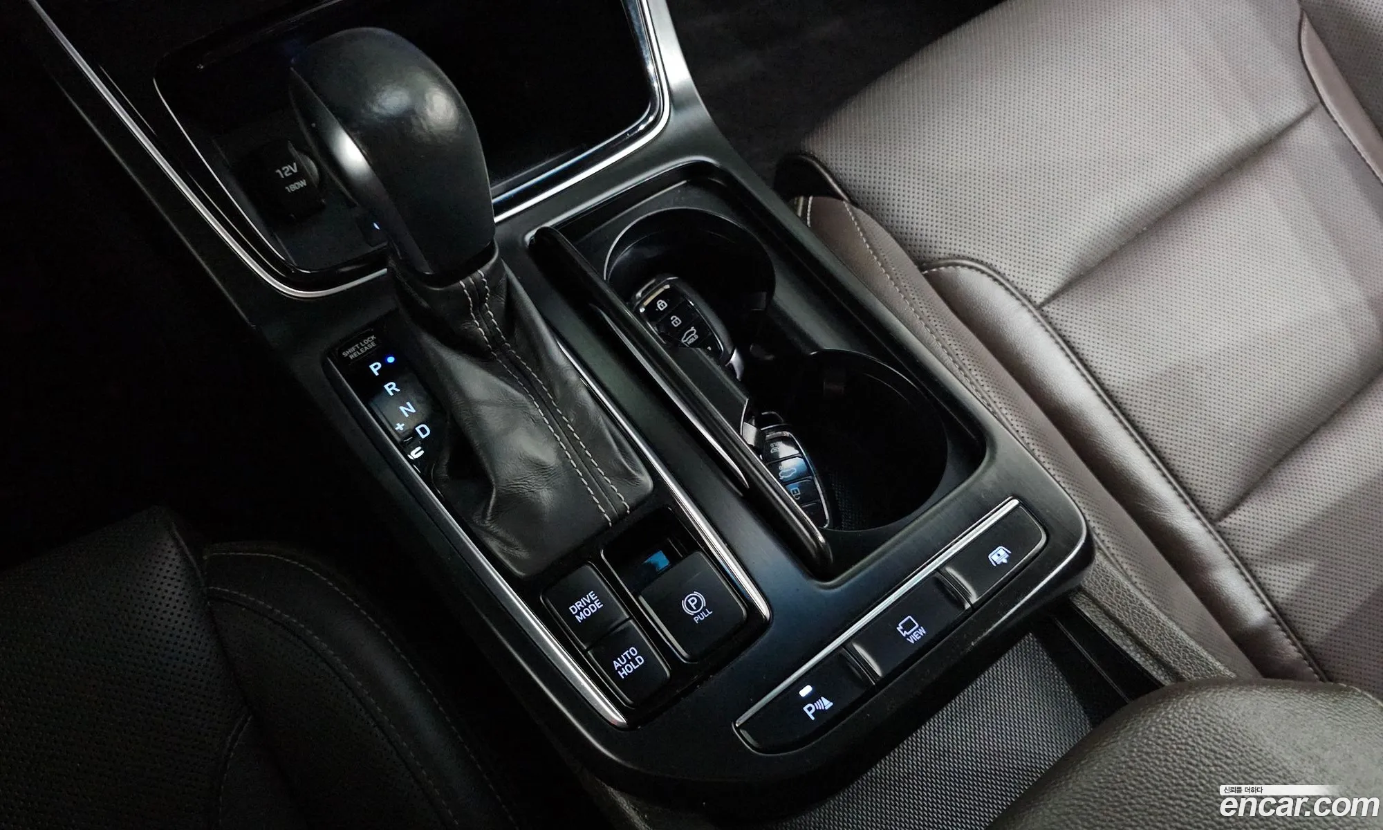 Hyundai Grandeur IG 2018 — 30