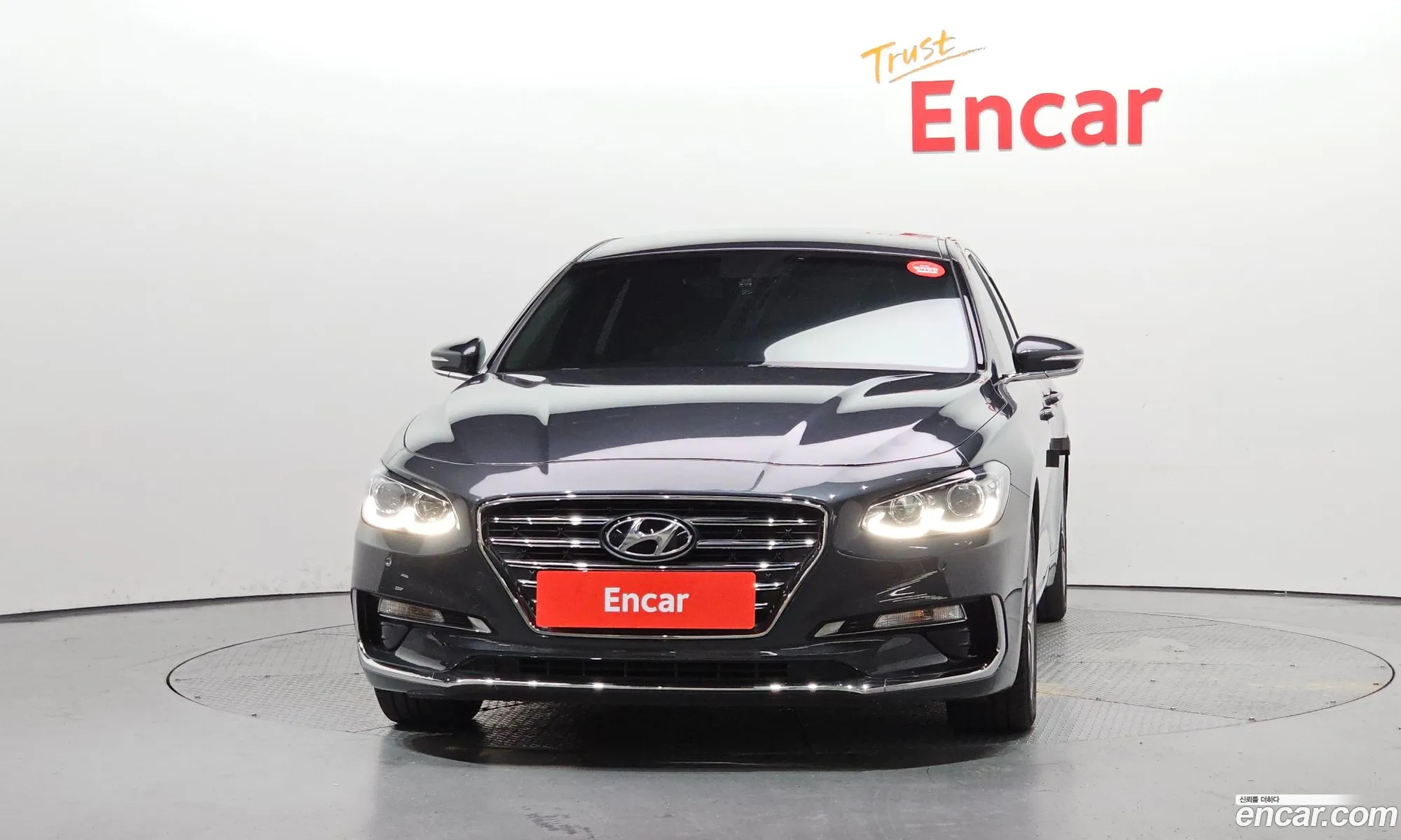 Hyundai Grandeur IG 2018 — 12