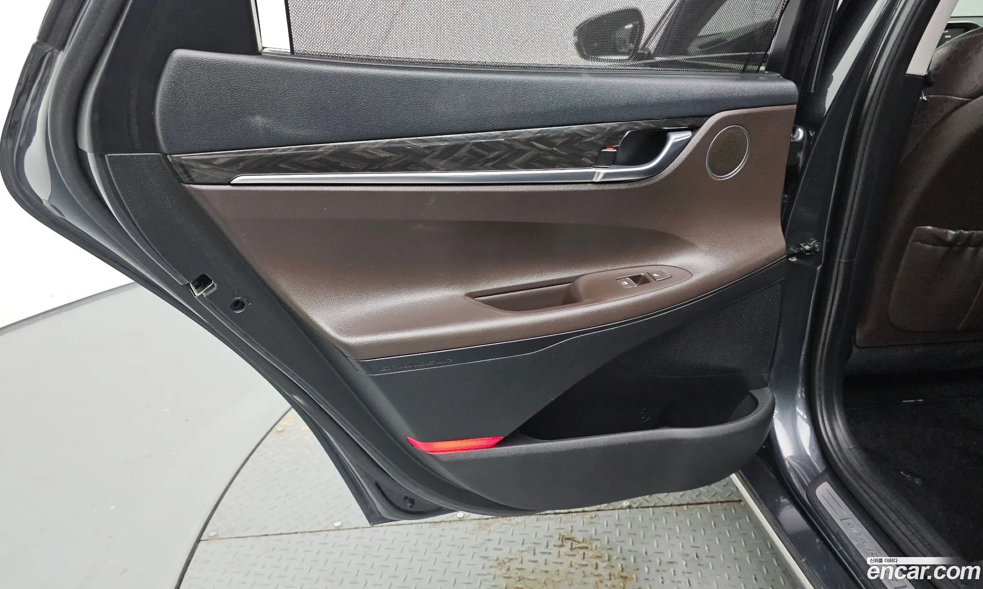 Hyundai Grandeur IG 2018 — 21