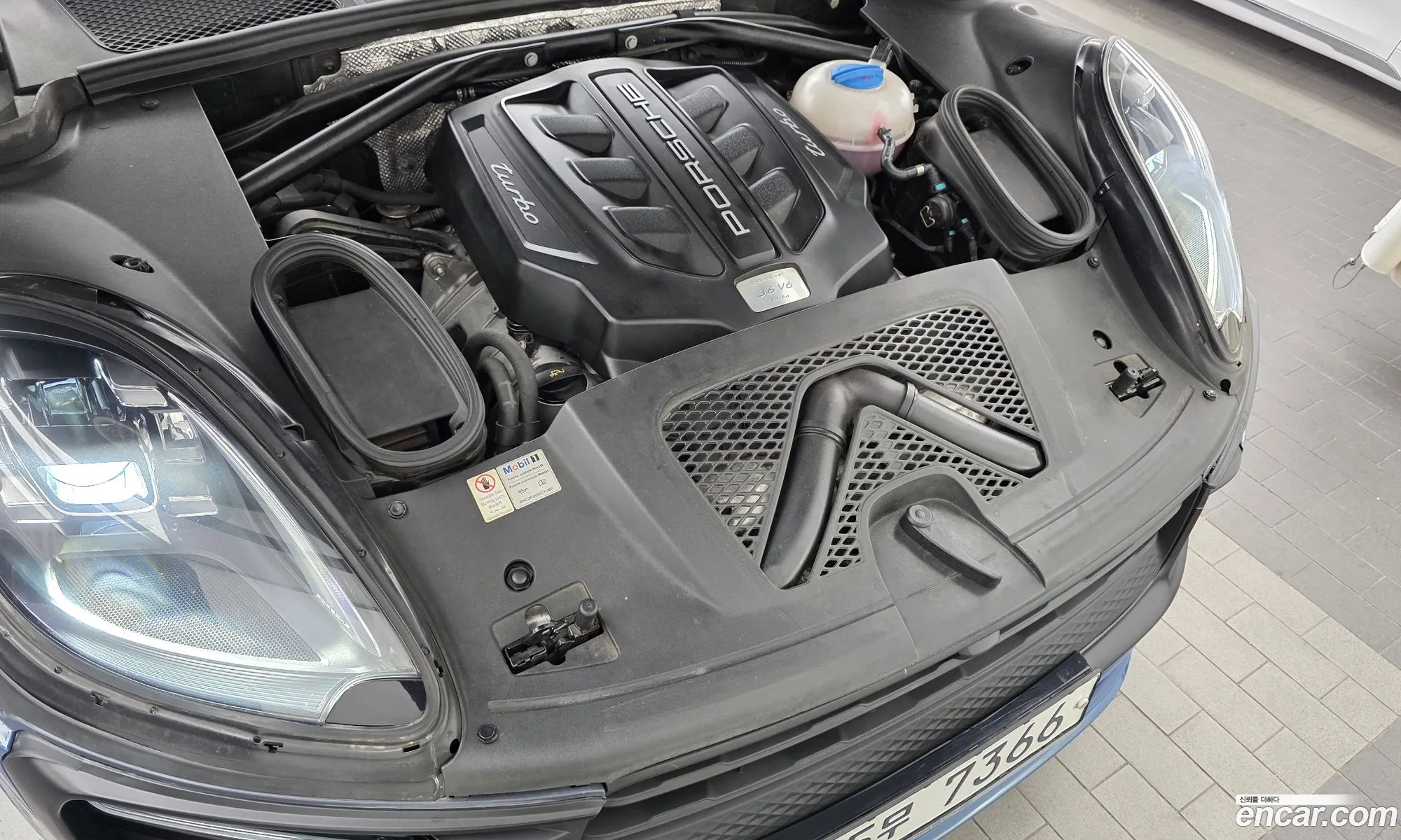 Porsche Macan 2017 WP1AG2955HLB81342 — 5