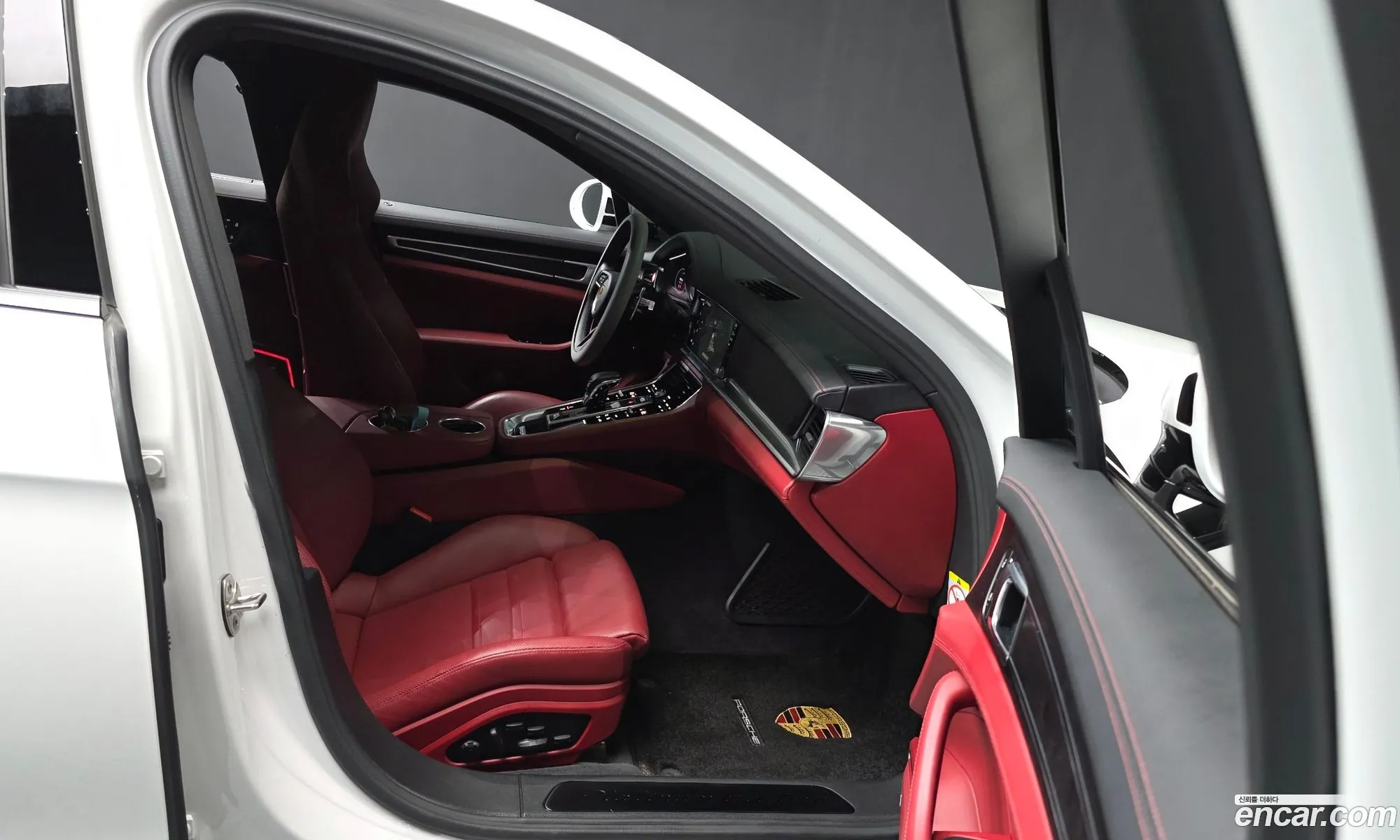 Porsche Panamera 2023 — 19