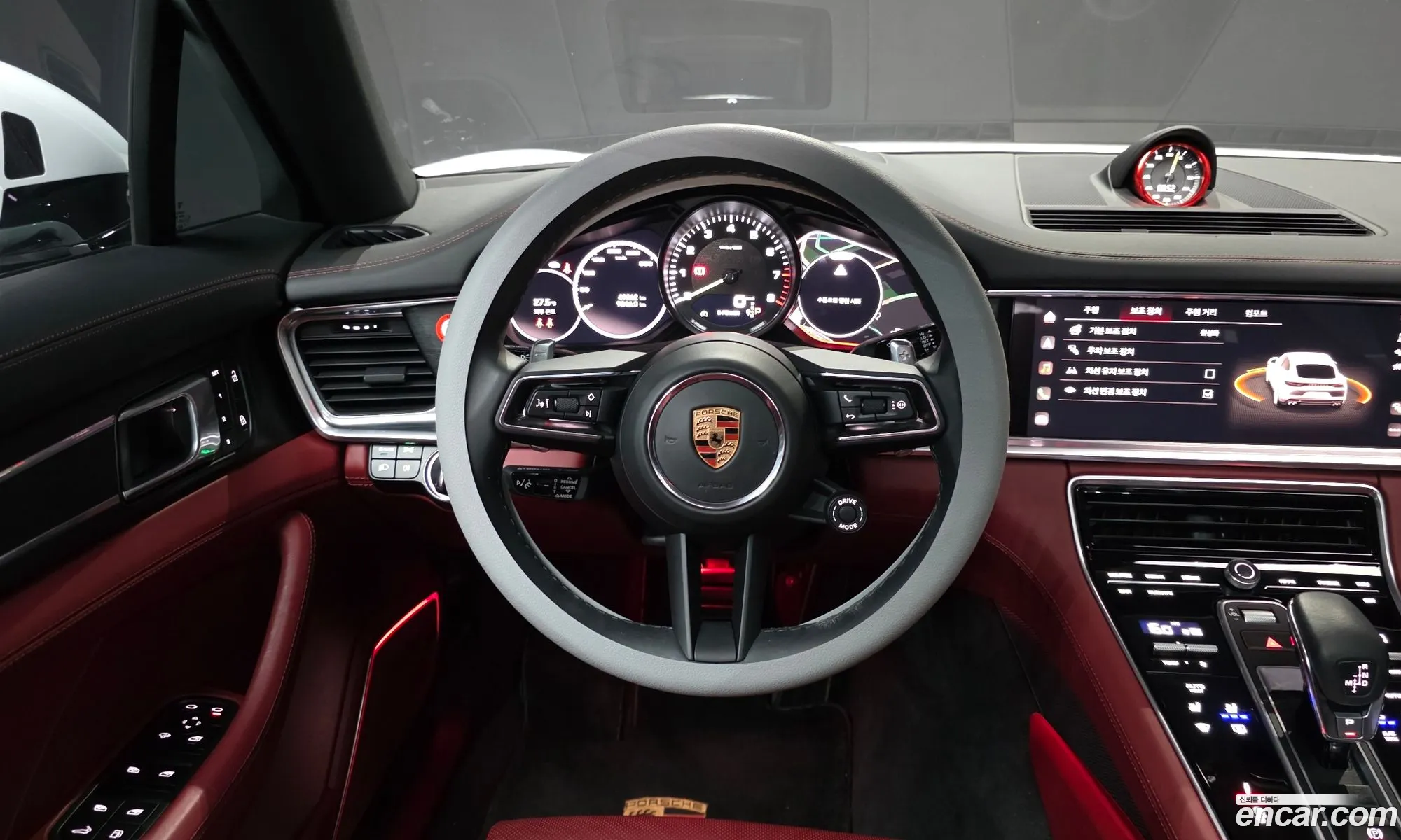 Porsche Panamera 2023 — 11