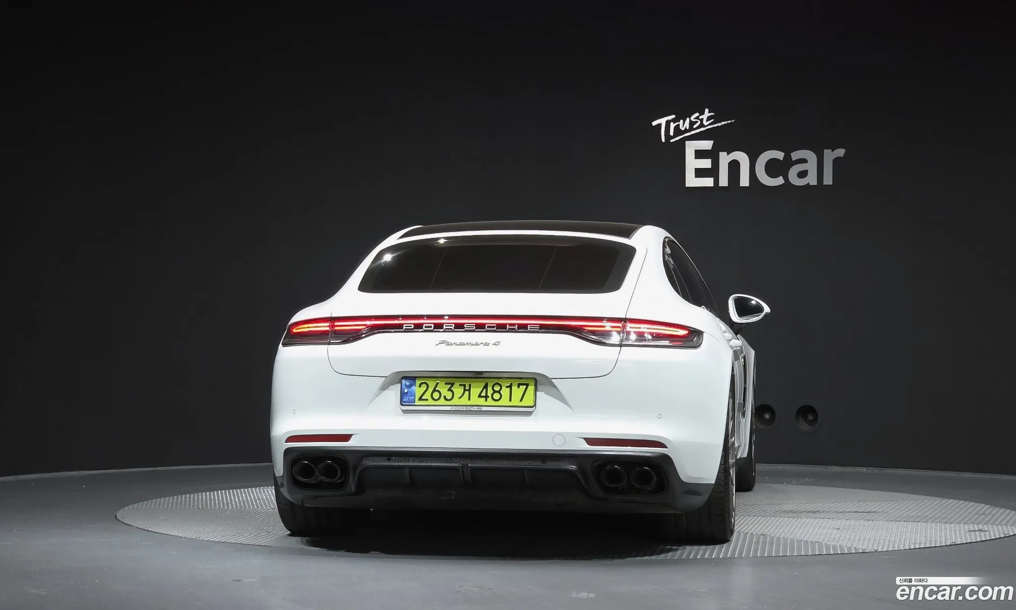 Porsche Panamera 2023 — 10