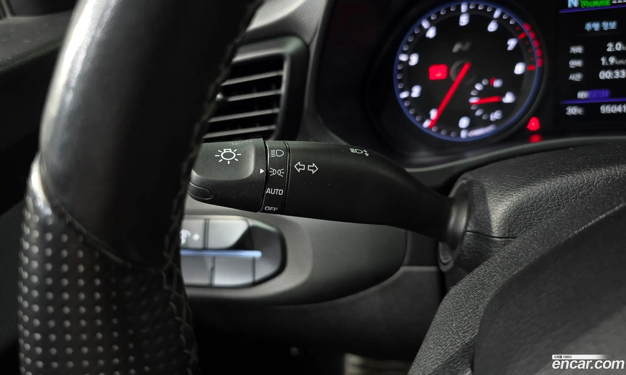 Hyundai Veloster 2019 — 26