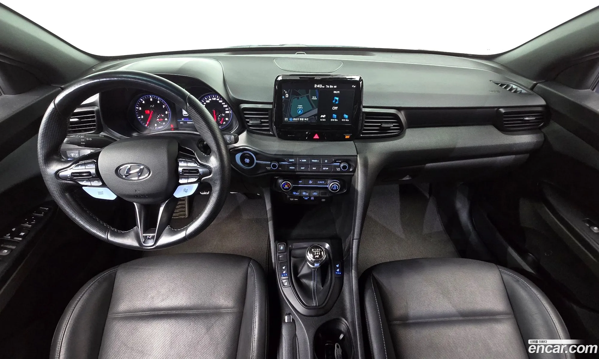 Hyundai Veloster 2019 — 18