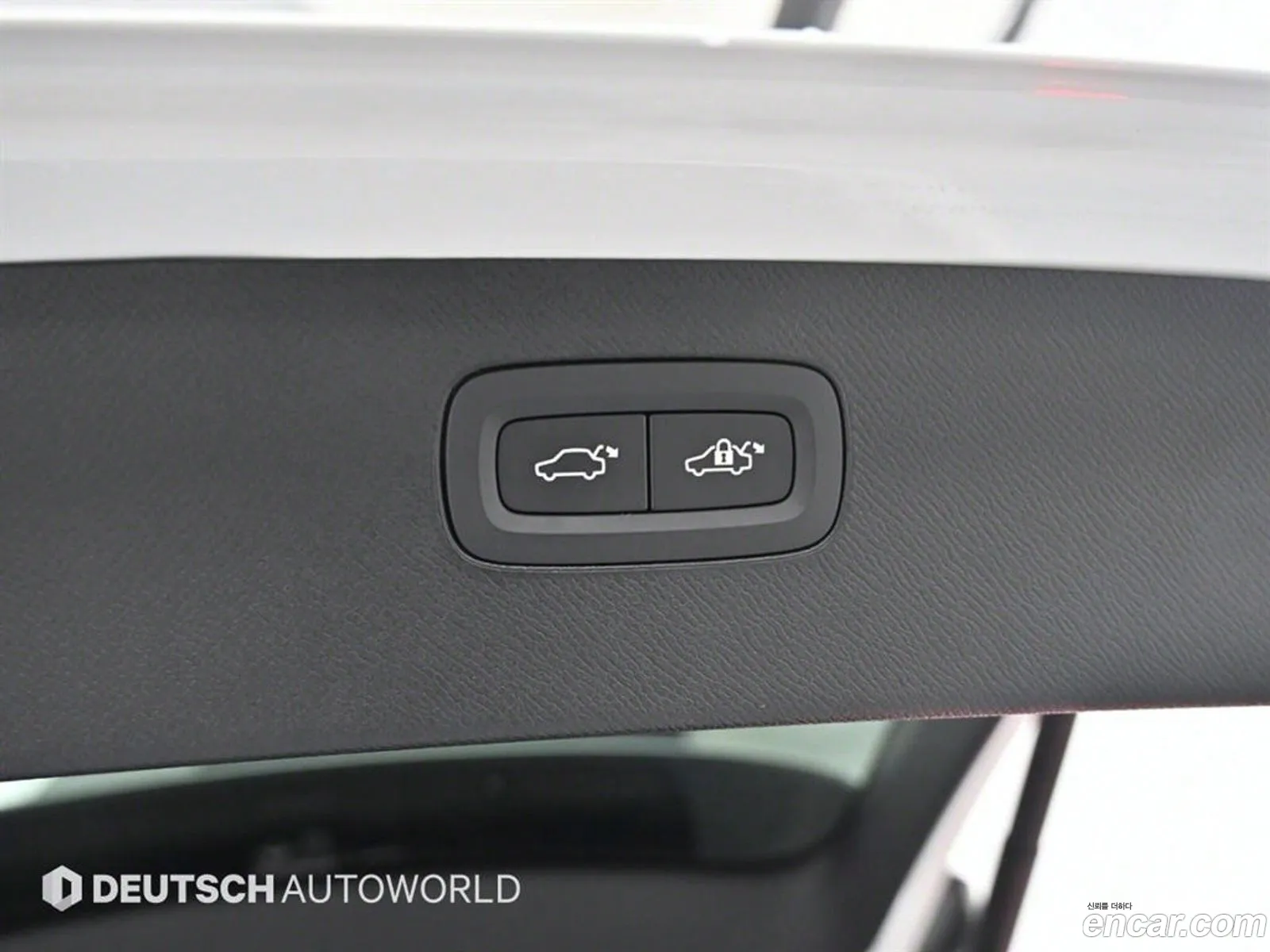 Volvo XC90 2020 — 12