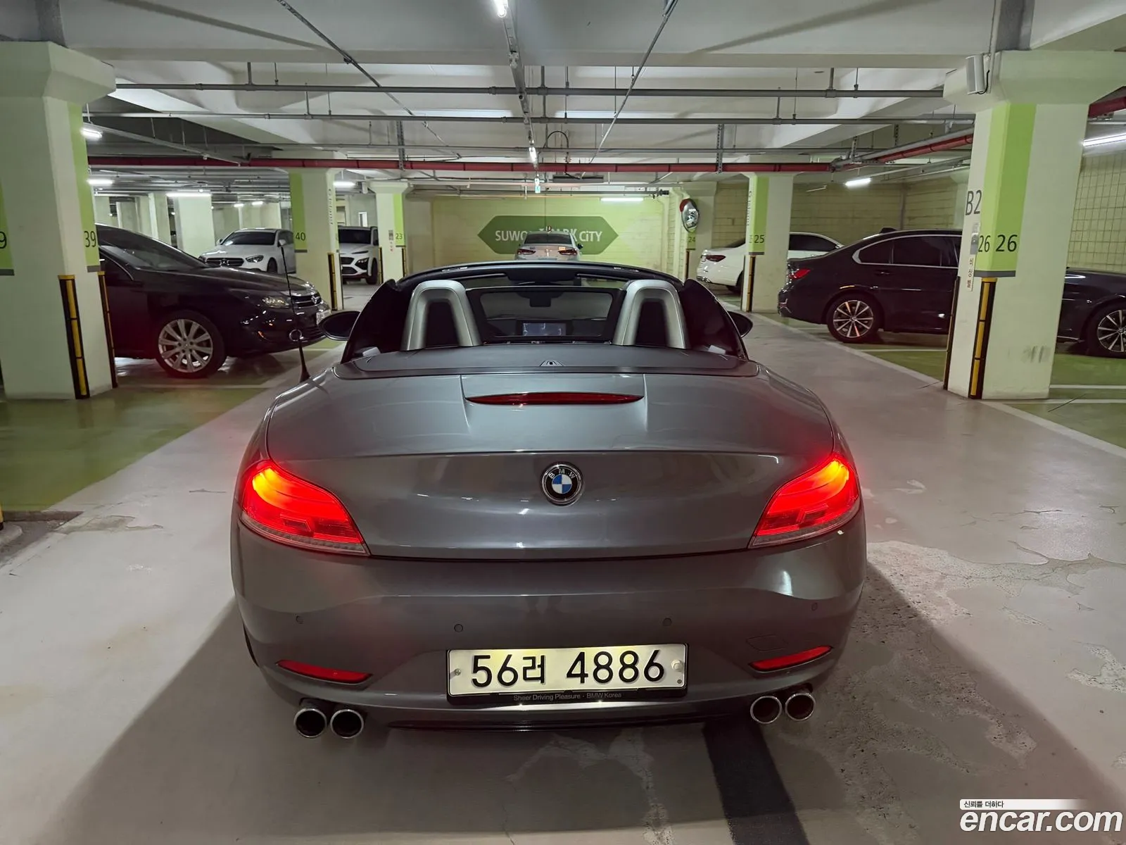 BMW Z4 2010 — 11