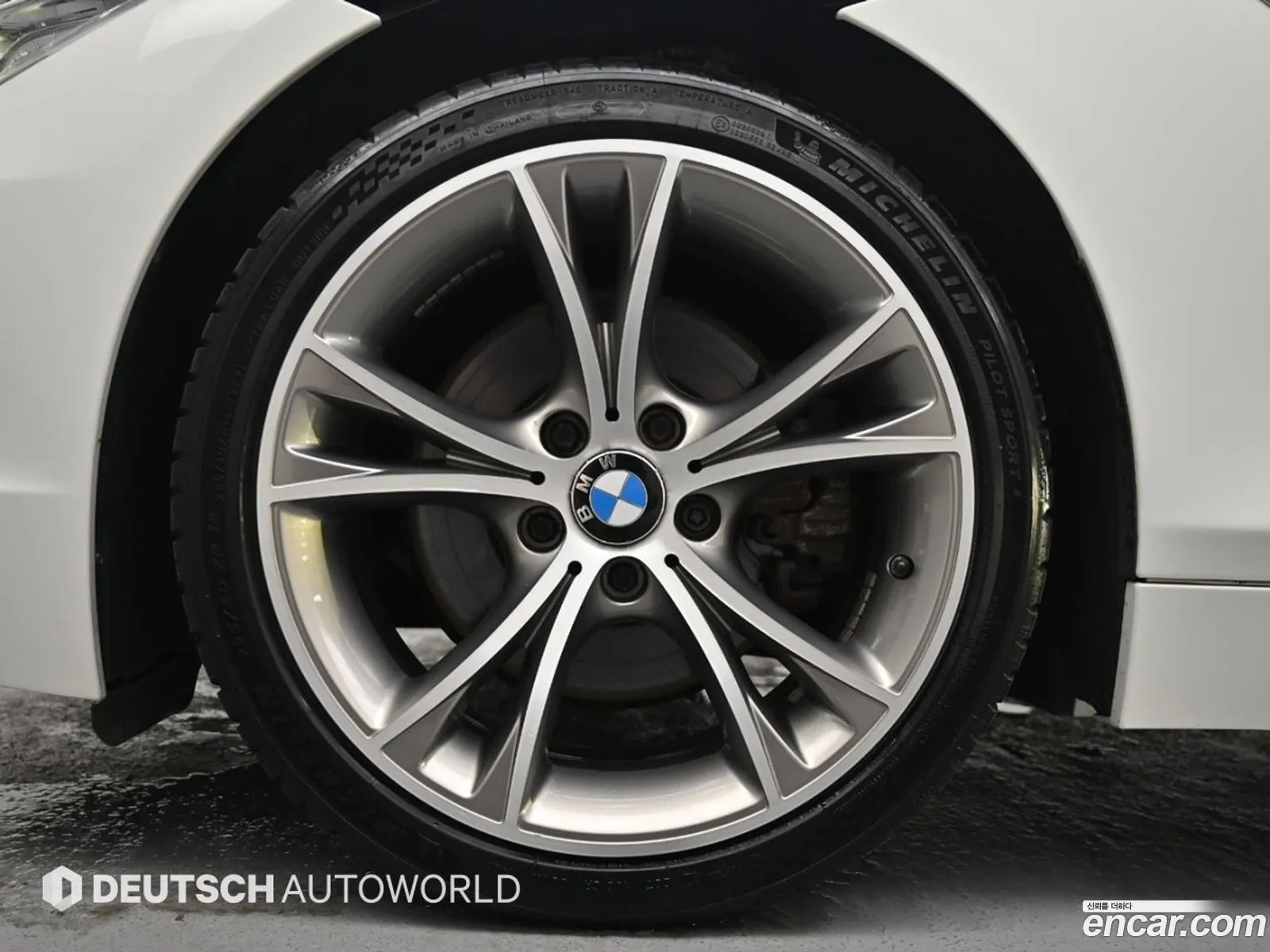 BMW Z4 2015 — 2