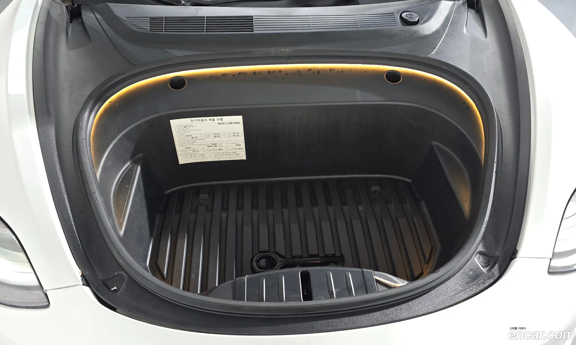 Tesla Model 3 2022 5YJ3E1EB6NF305221 — 17