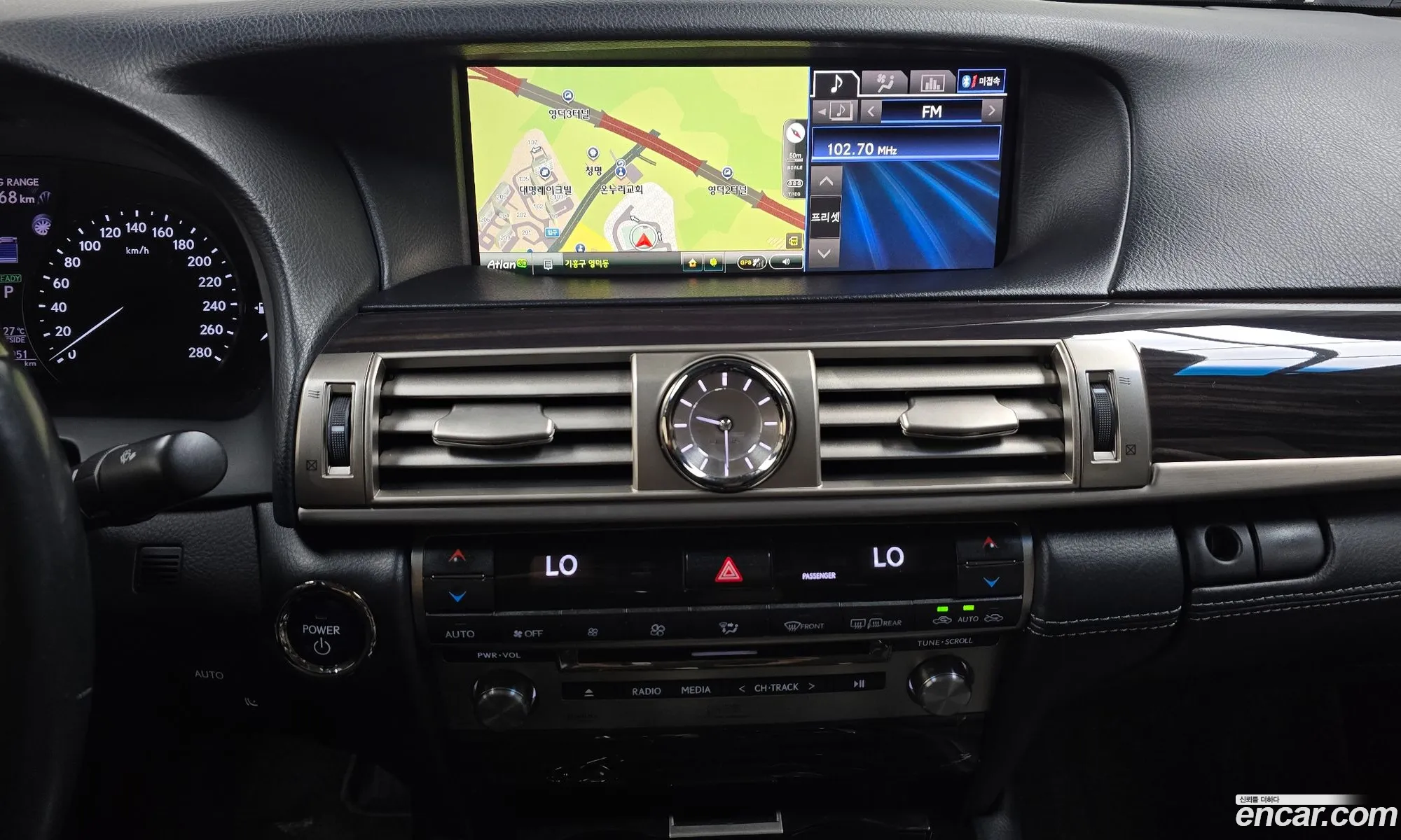 Lexus LS600hL 2013 JTHDU1EF6E5017564 — 19