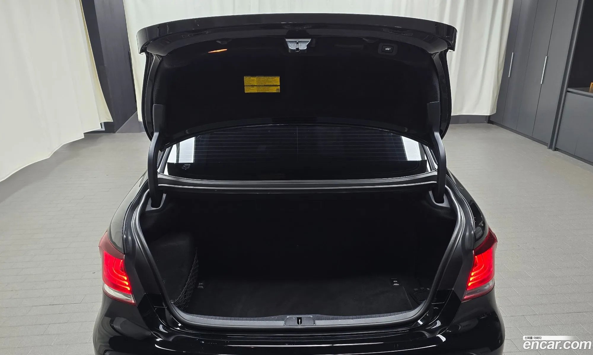 Lexus LS600hL 2013 JTHDU1EF6E5017564 — 10