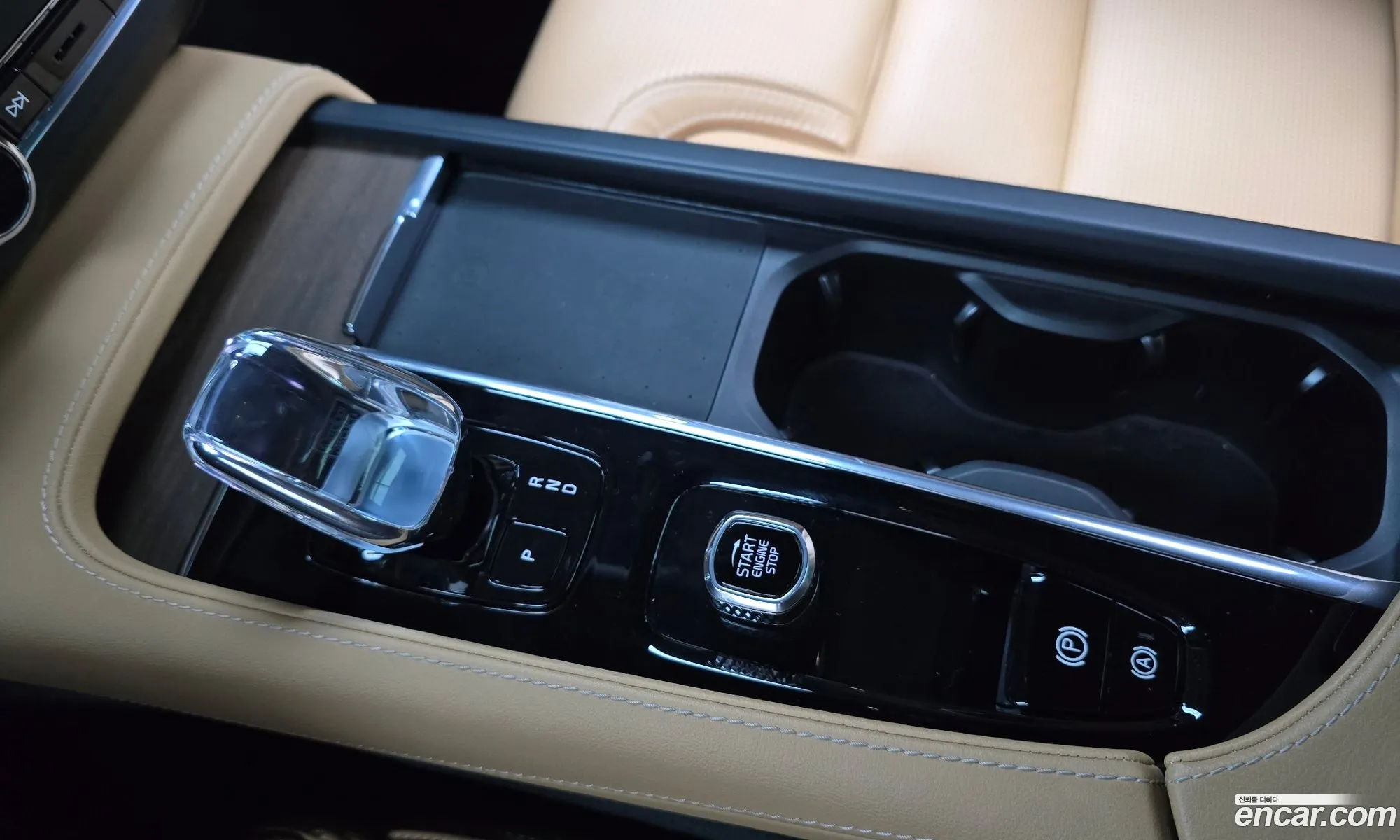 Volvo S90 2022 LVYPT0623PP326383 — 10