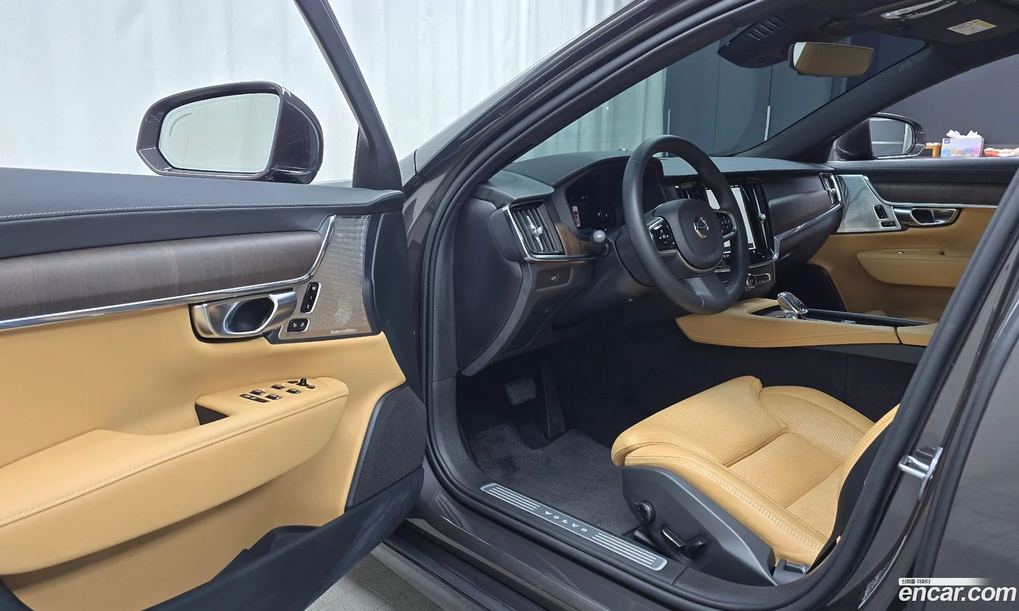 Volvo S90 2022 LVYPT0623PP326383 — 29