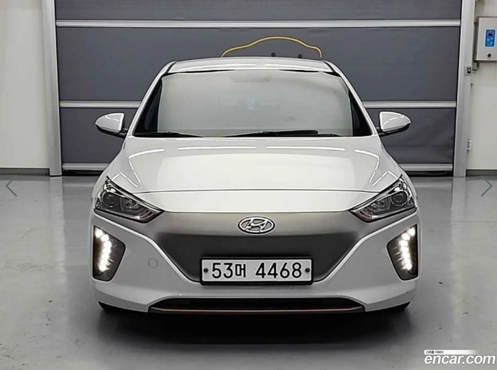 Hyundai Ioniq Electric 2016 — 13