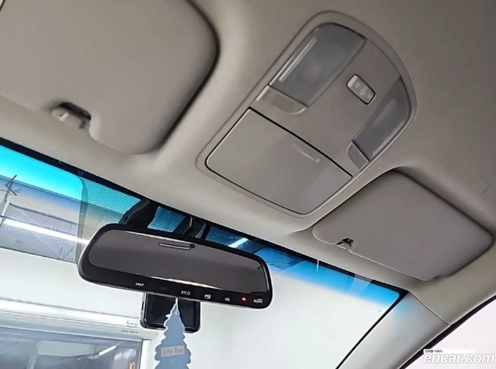 Hyundai Ioniq Electric 2016 — 9