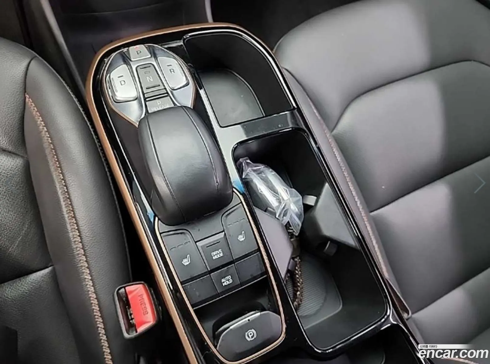 Hyundai Ioniq Electric 2016 — 3