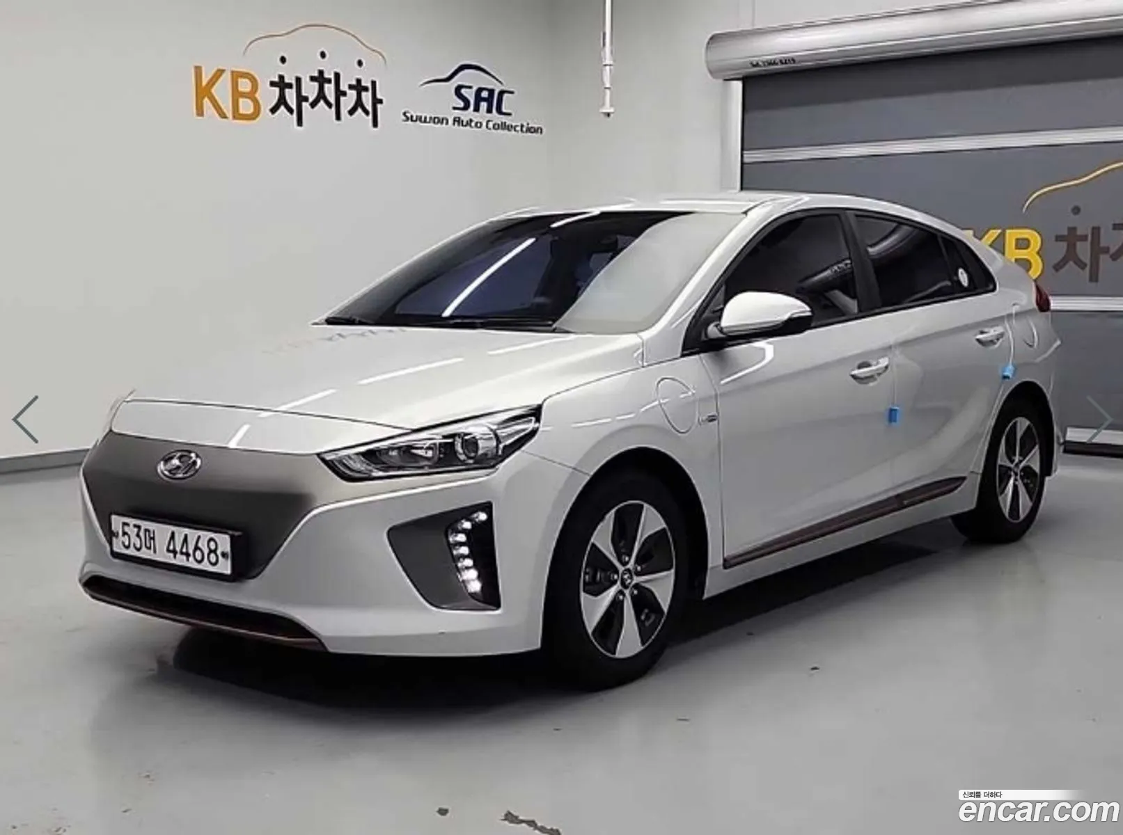 Hyundai Ioniq Electric 2016 — 17