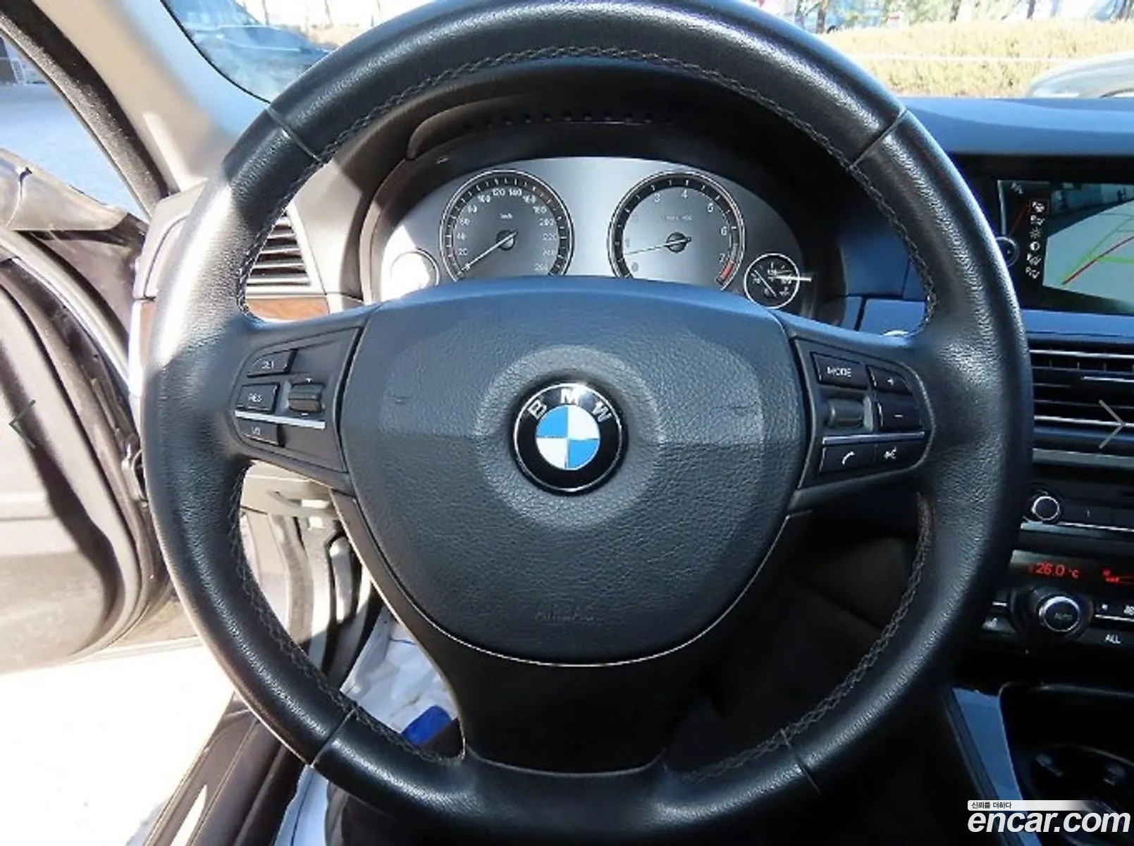 BMW 5 Series 2011 — 2