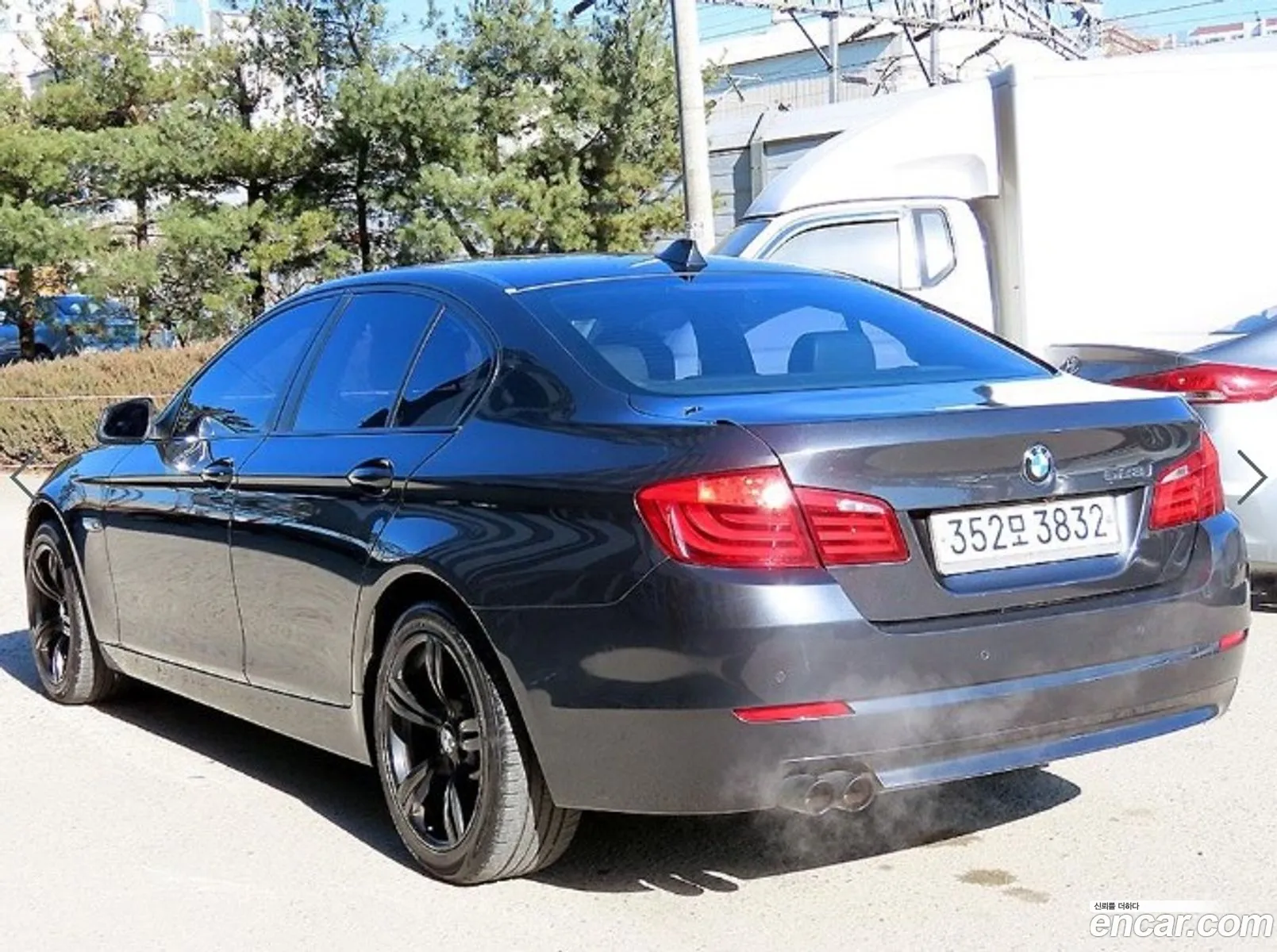 BMW 5 Series 2011 — 19