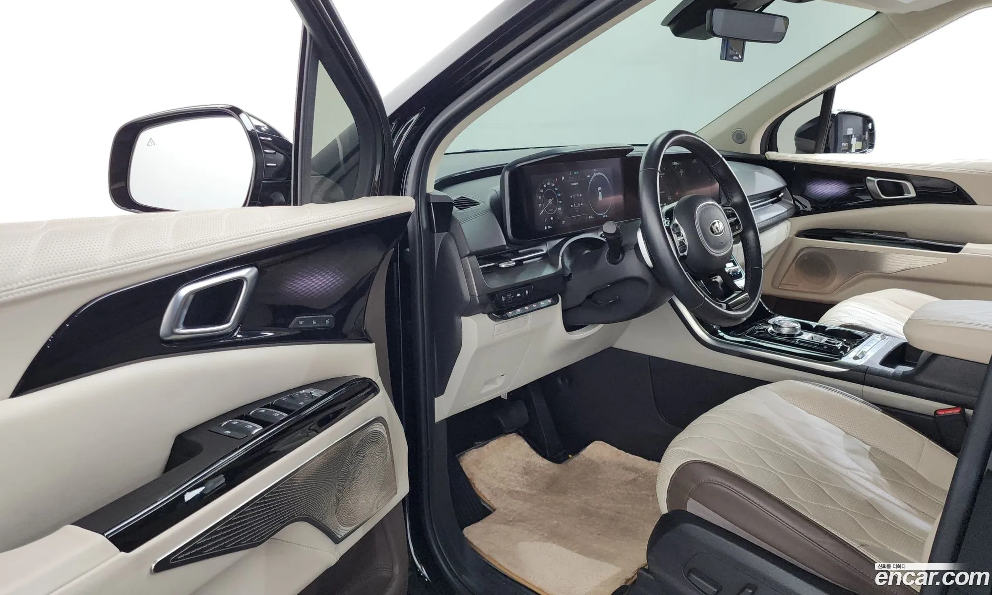 Kia Carnival 2021 — 23