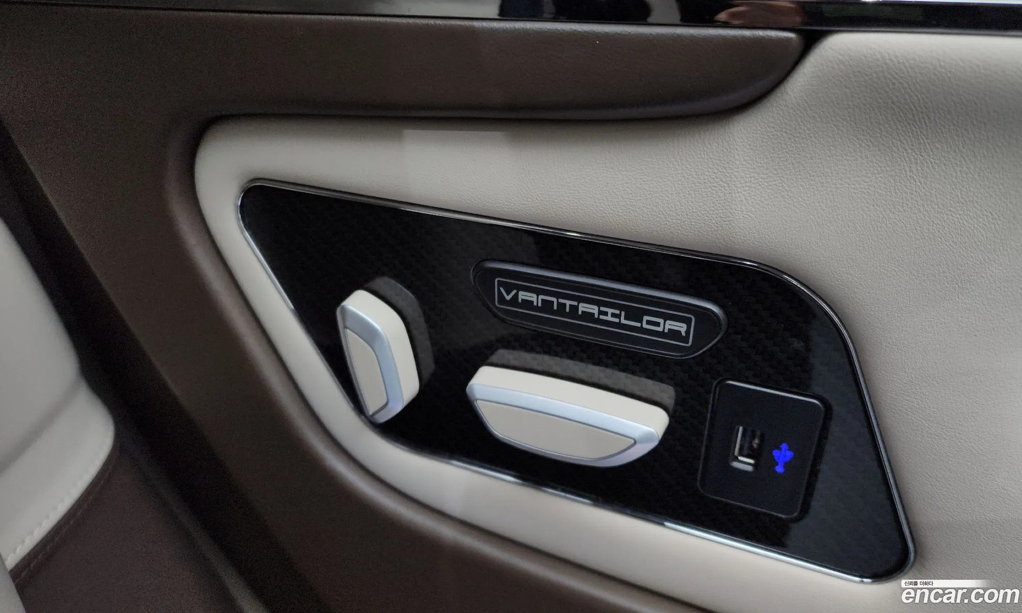 Kia Carnival 2021 — 17