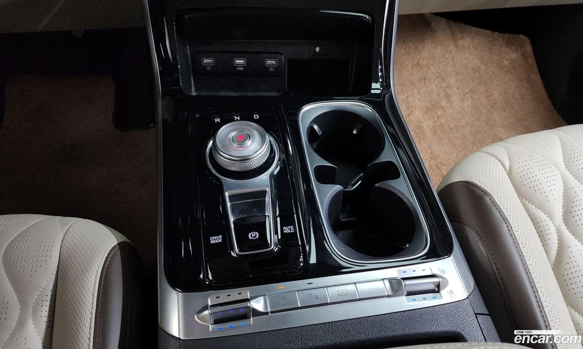 Kia Carnival 2021 — 33