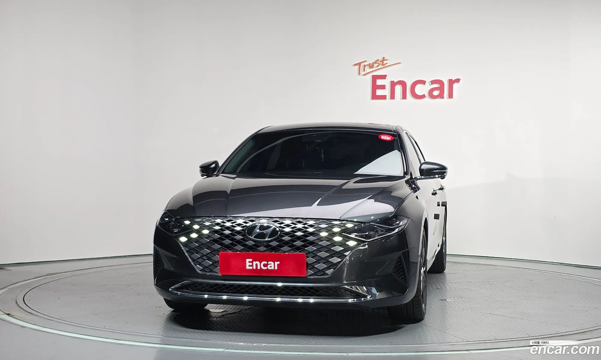 Hyundai Grandeur IG 2020 — 28