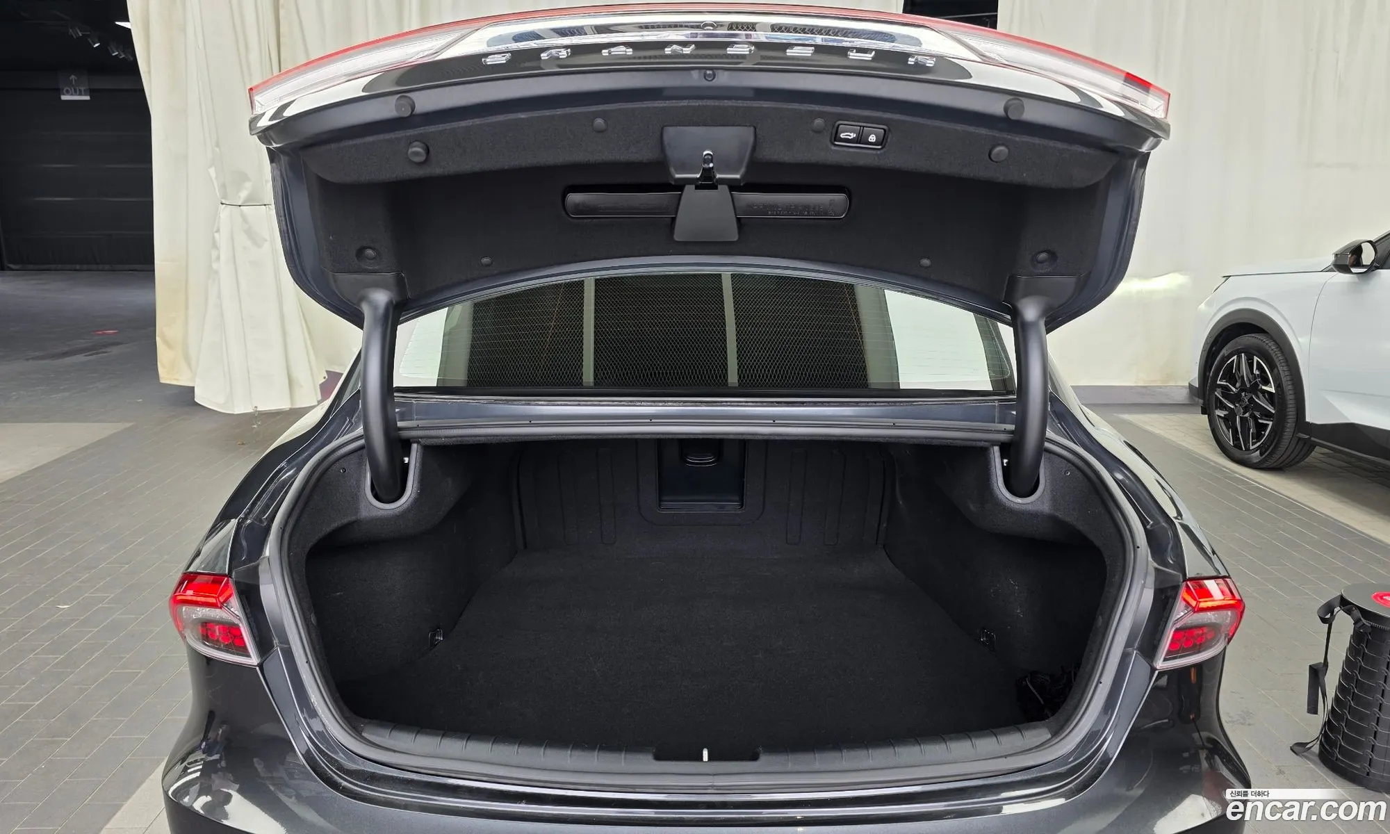 Hyundai Grandeur IG 2020 — 22