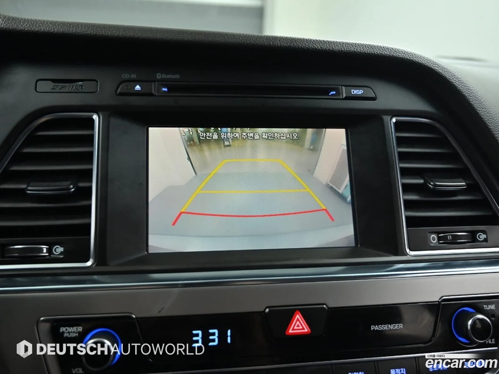 Hyundai LF Sonata Hybrid 2015 — 5