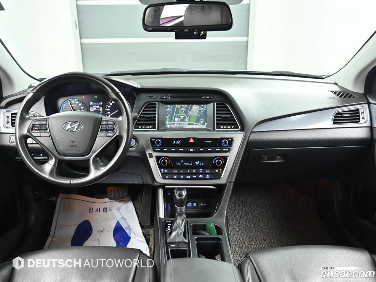 Hyundai LF Sonata Hybrid 2015 — 6