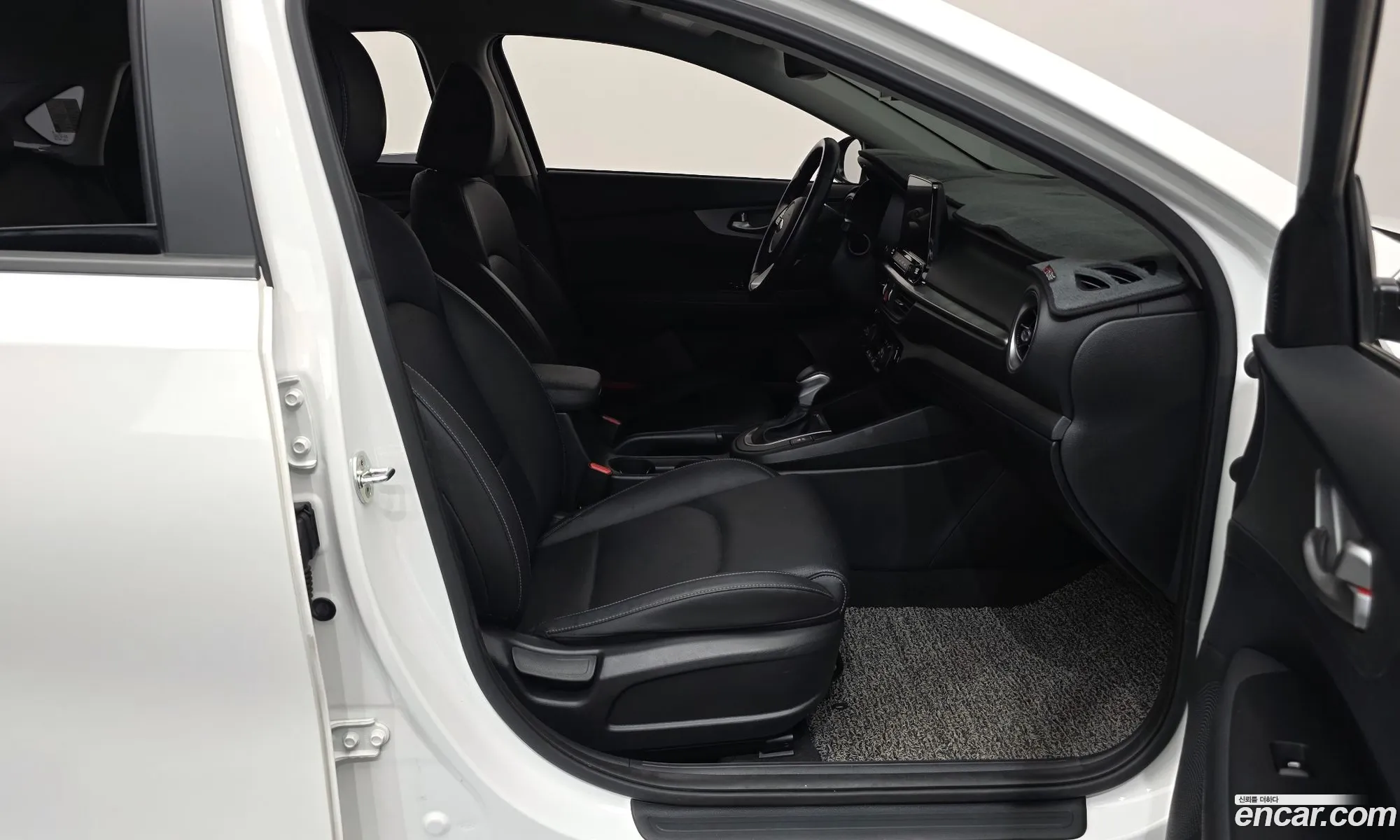 Kia K3 2019 — 12