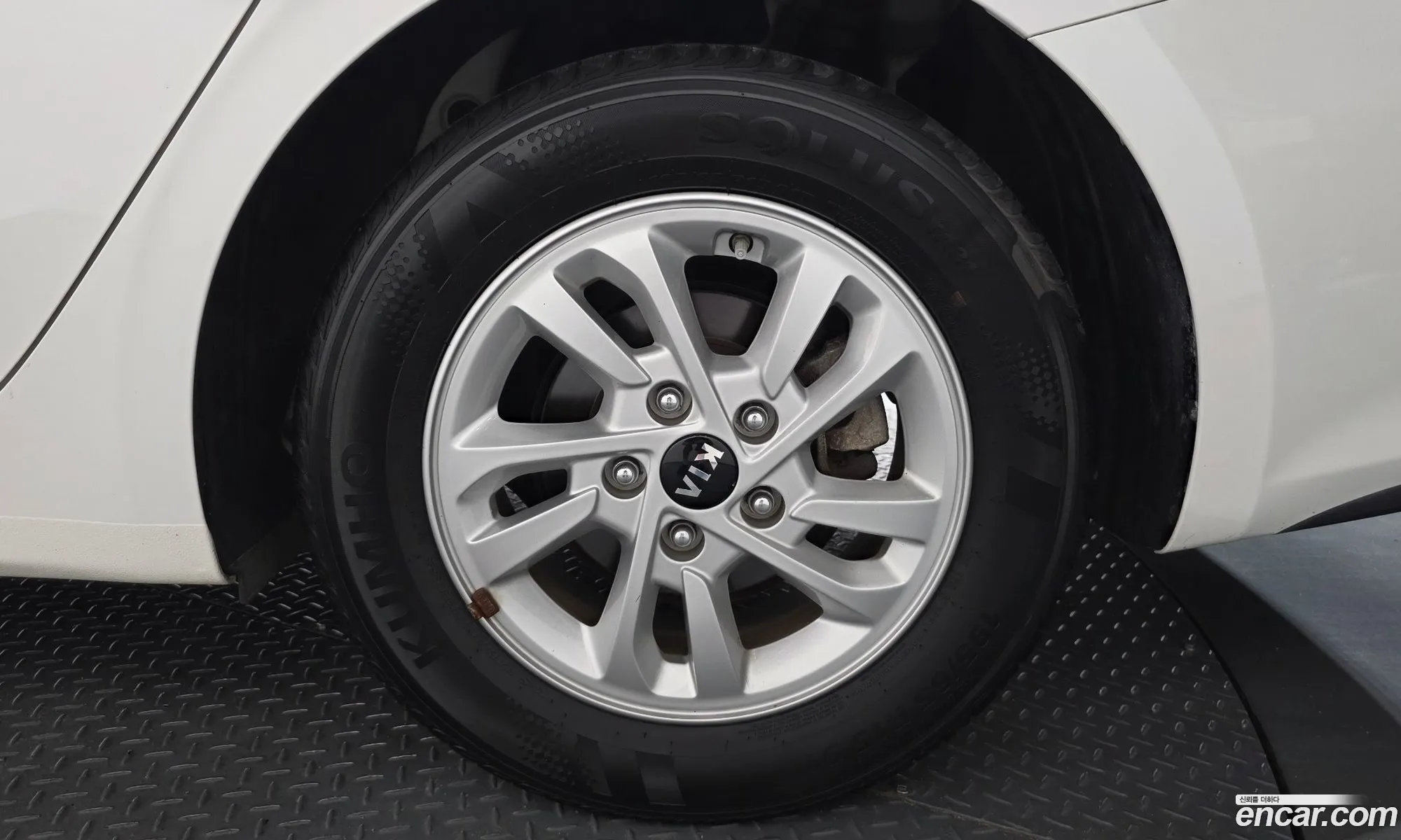 Kia K3 2019 — 8