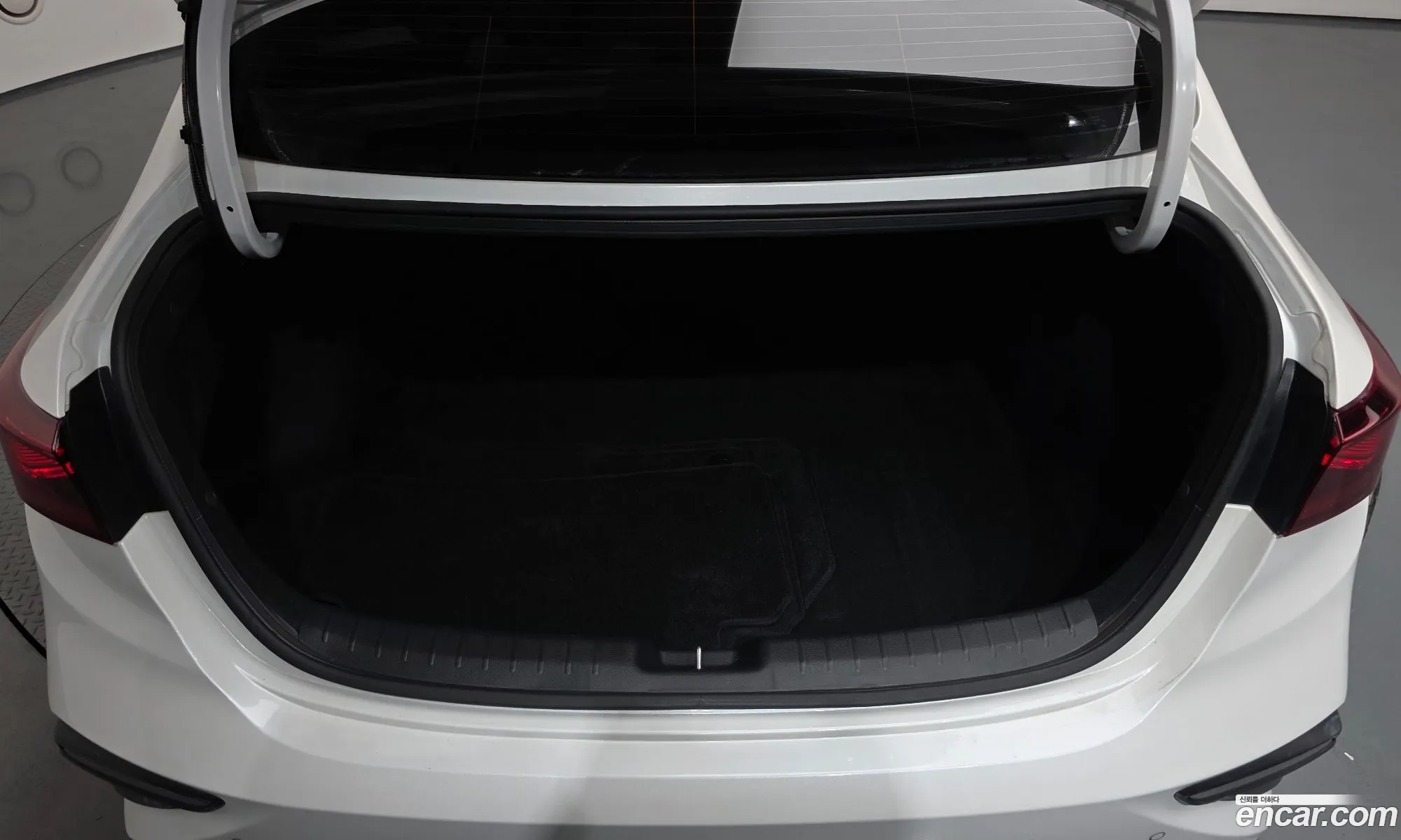 Kia K3 2019 — 14