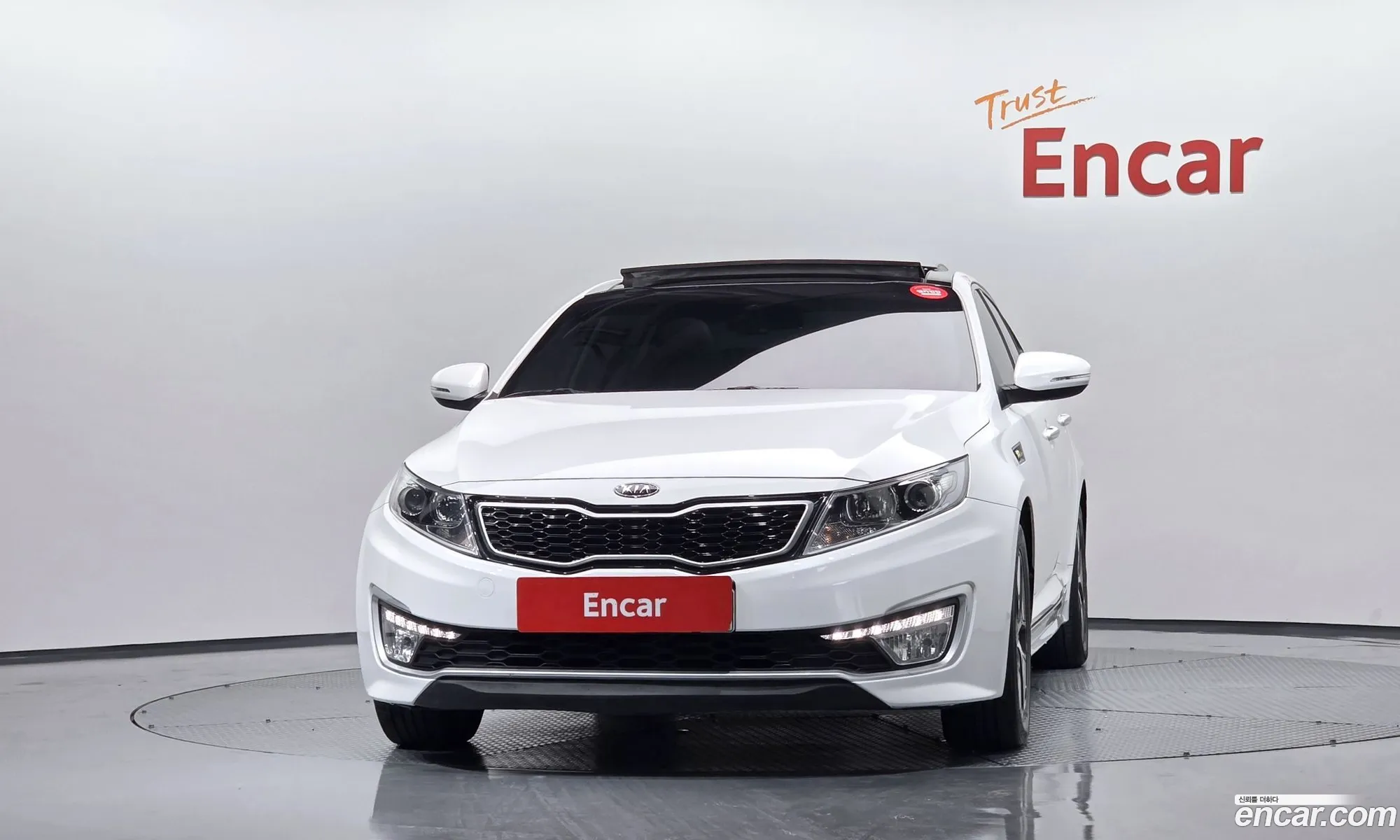 Kia K5 Hybrid 2011 — 18