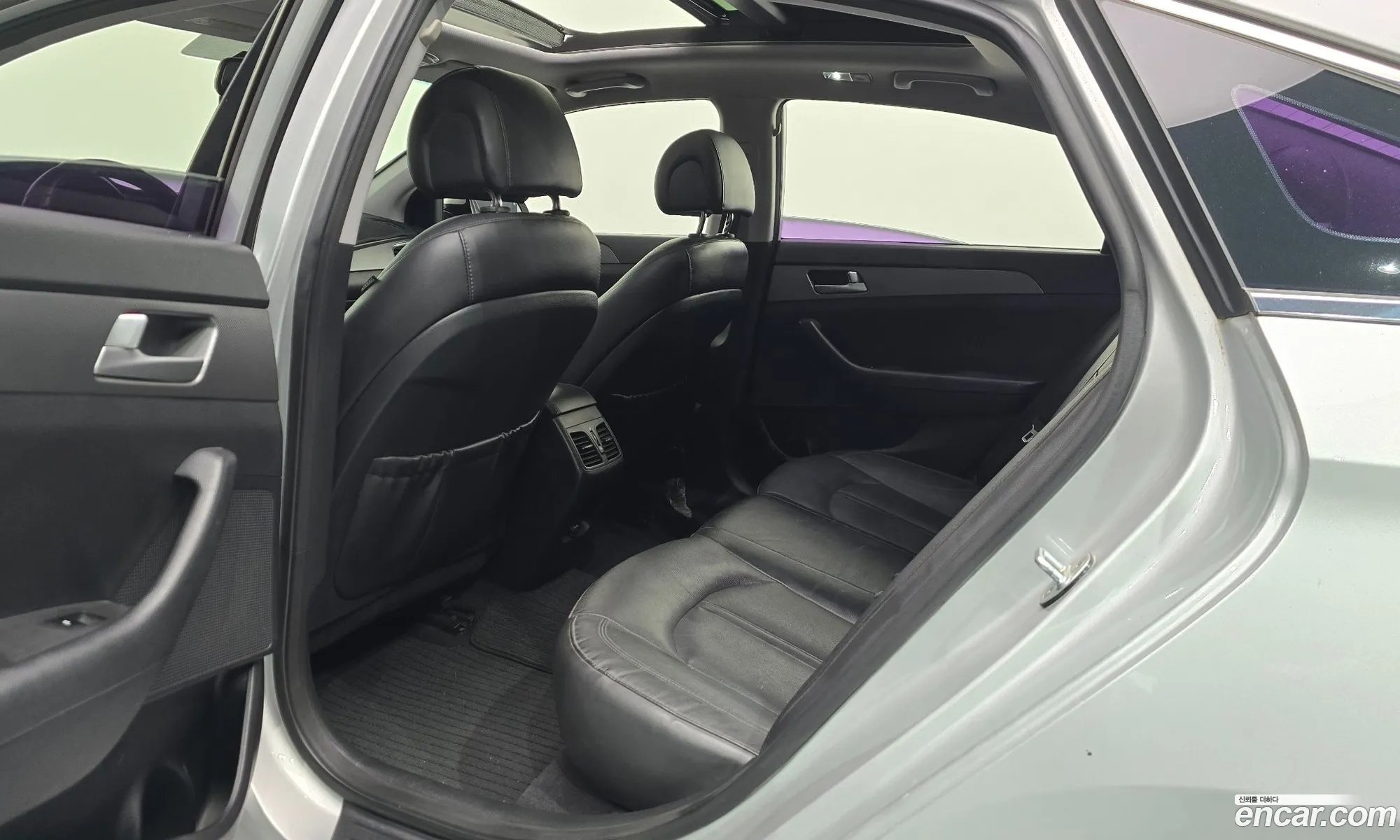 Hyundai LF Sonata 2014 — 16