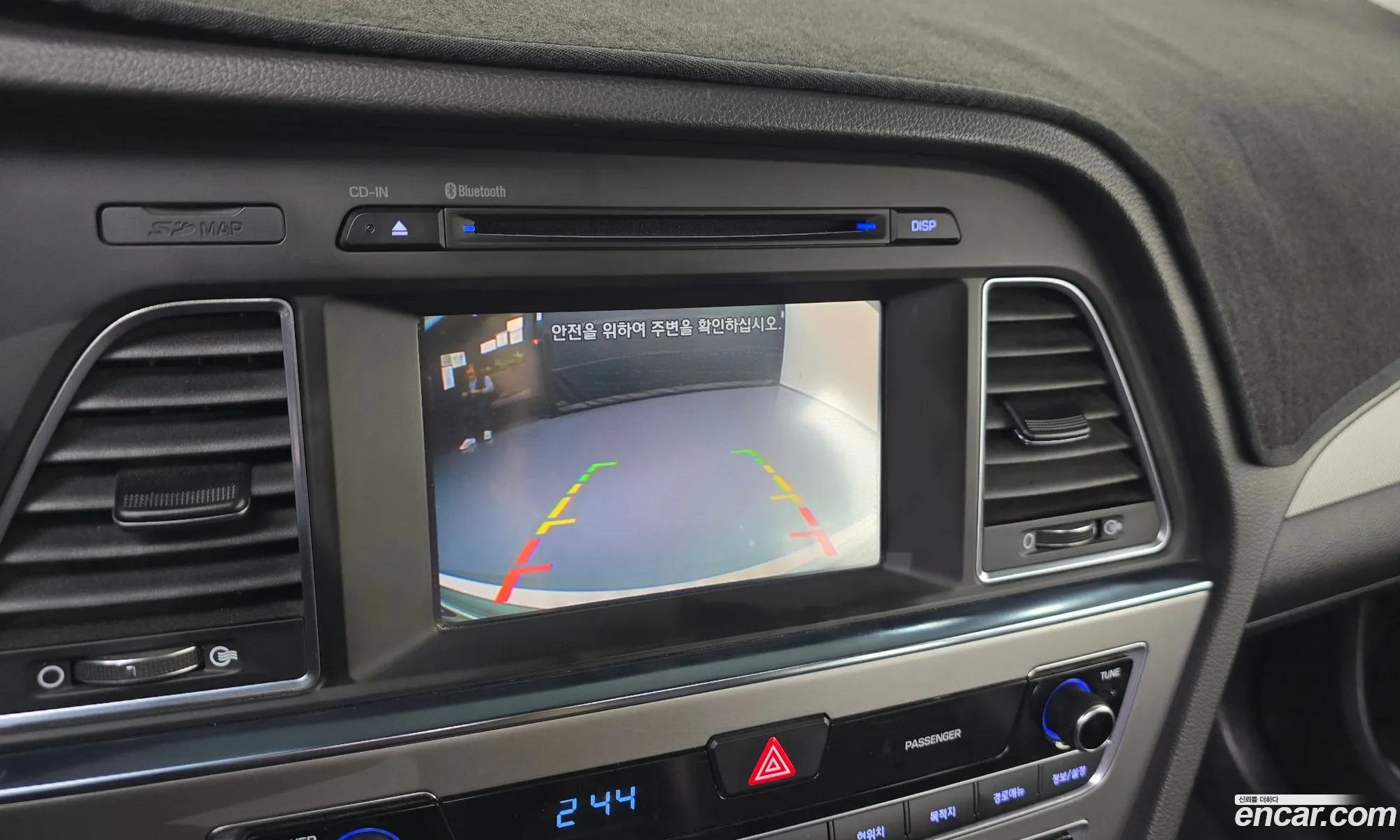 Hyundai LF Sonata 2014 — 2