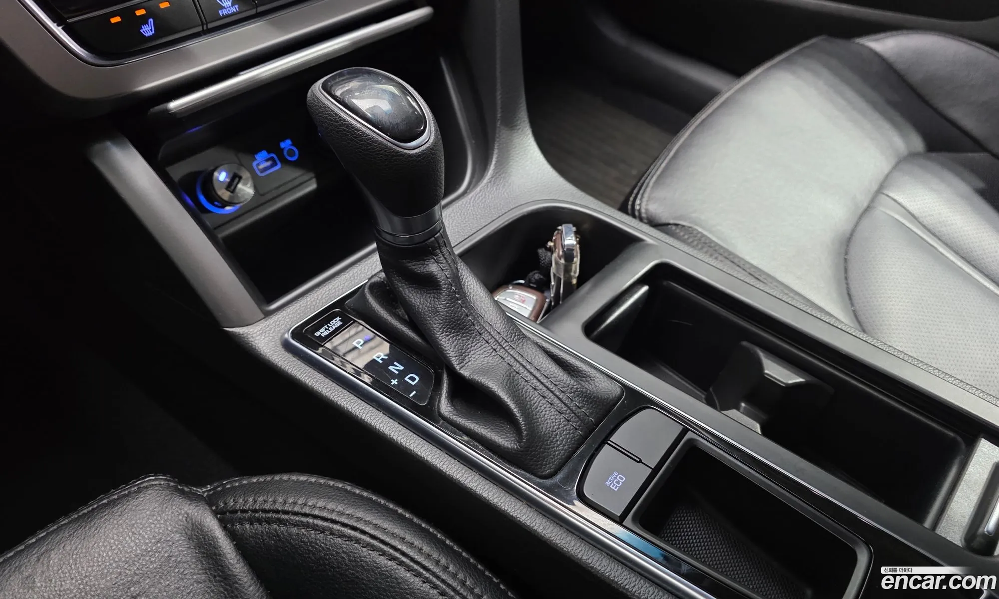Hyundai LF Sonata 2014 — 24