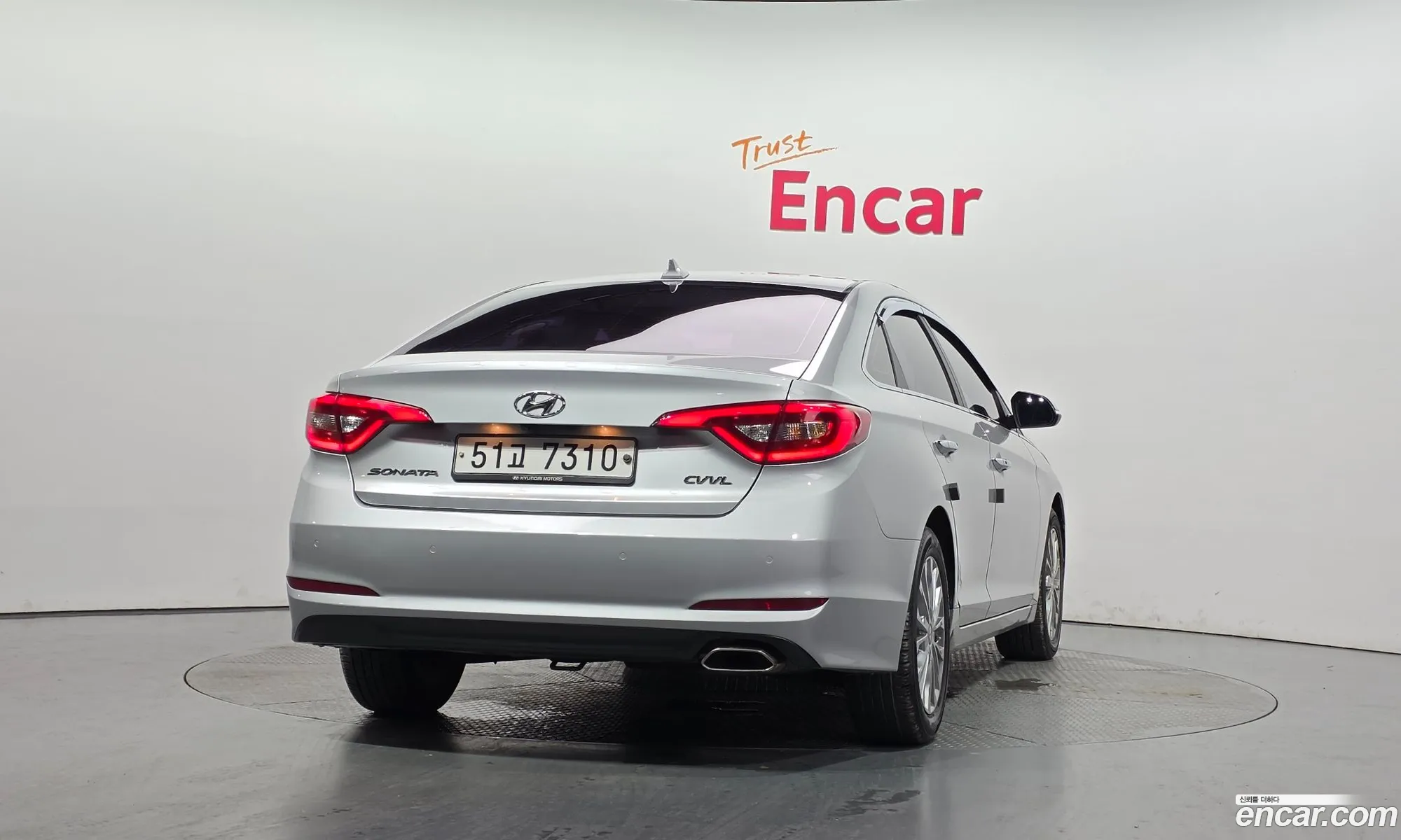 Hyundai LF Sonata 2014 — 25