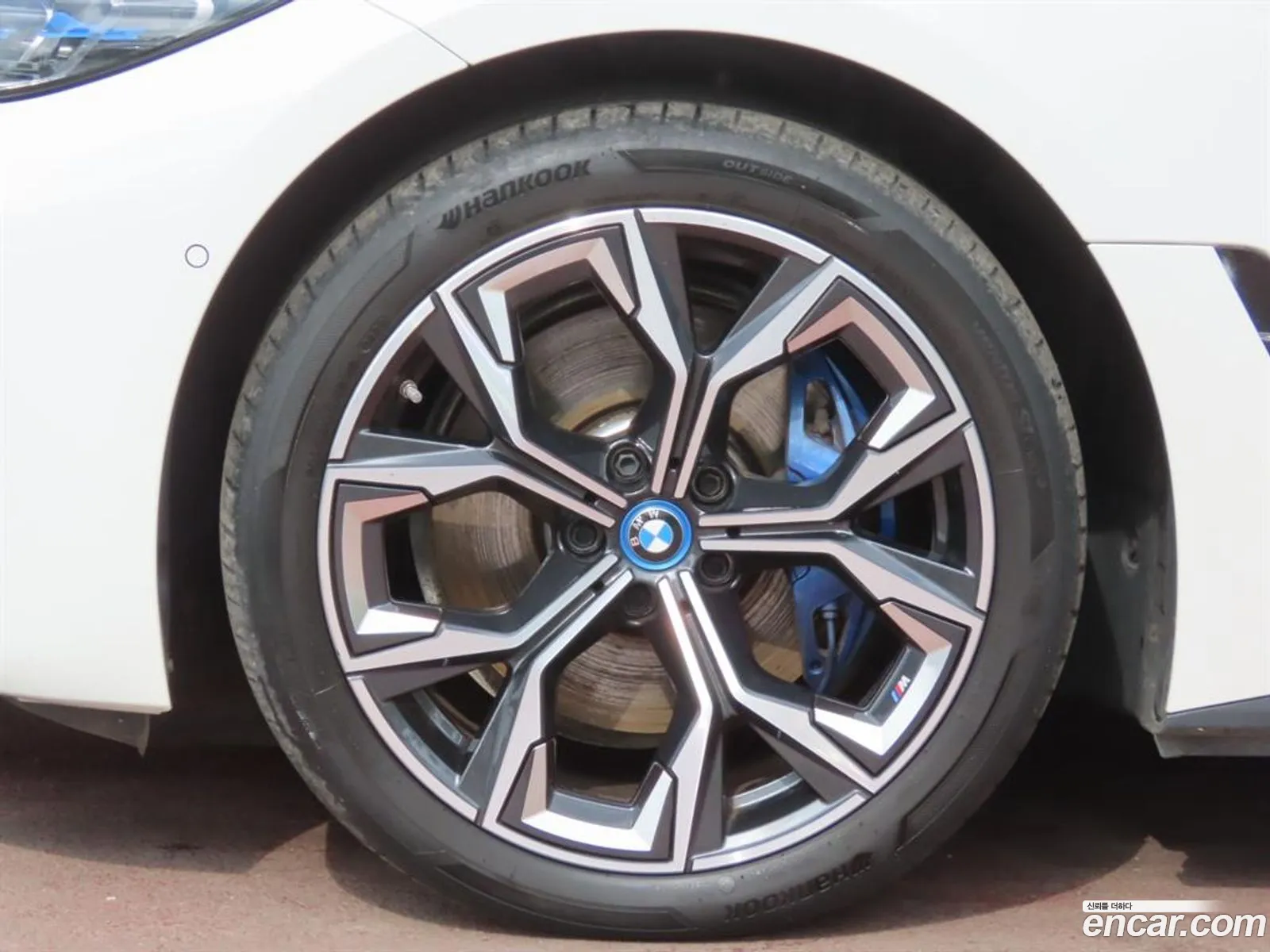 BMW i4 2023 — 5