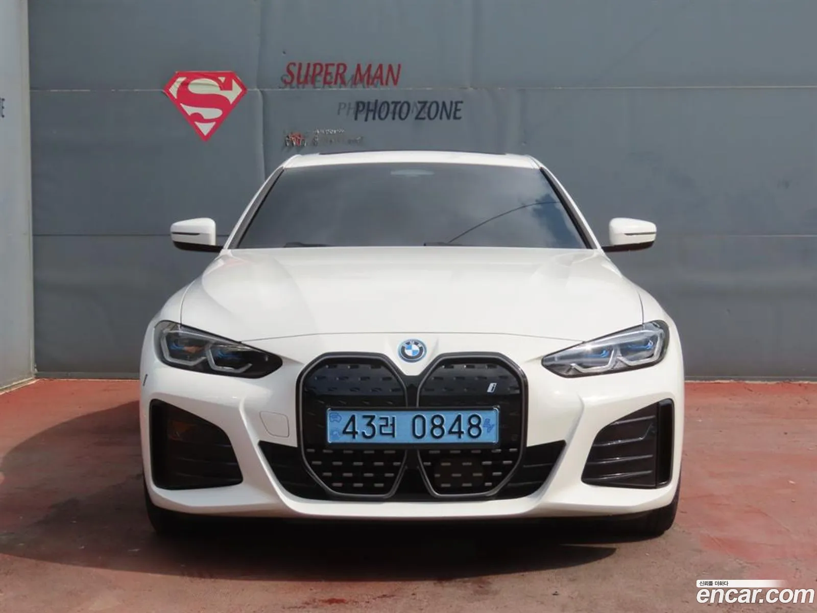 BMW i4 2023 — 14