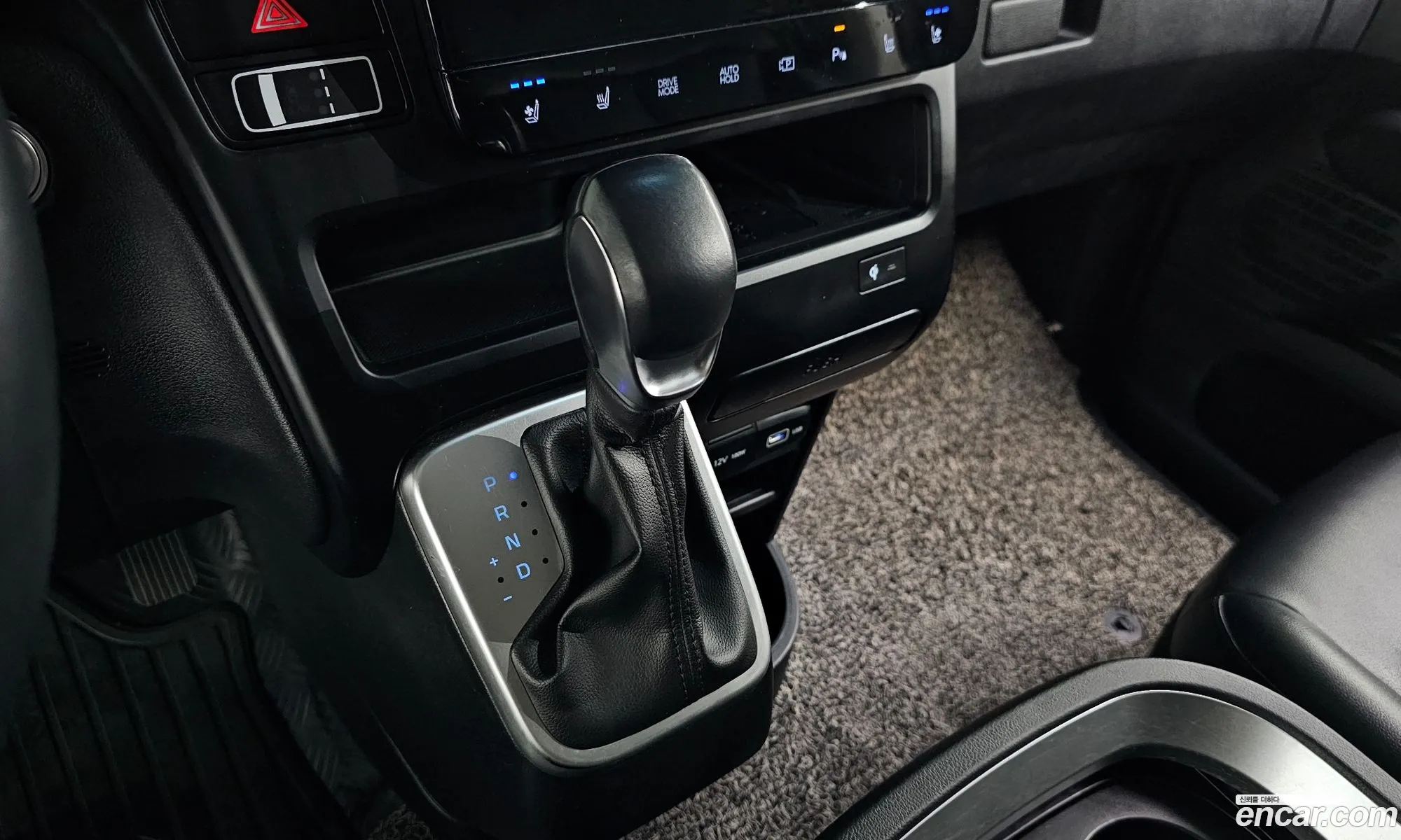 Hyundai Staria 2021 — 20