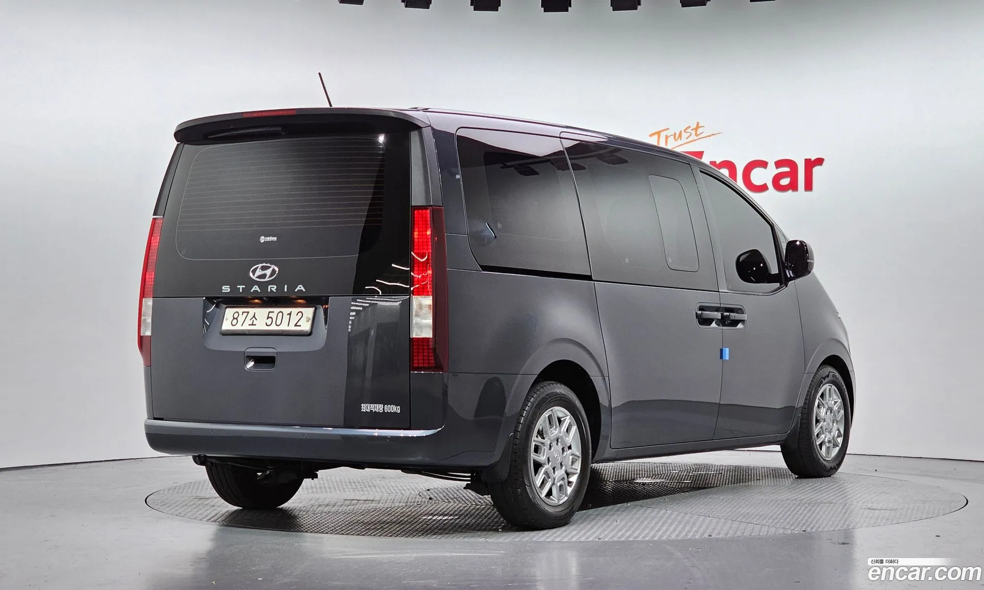 Hyundai Staria 2021 — 24