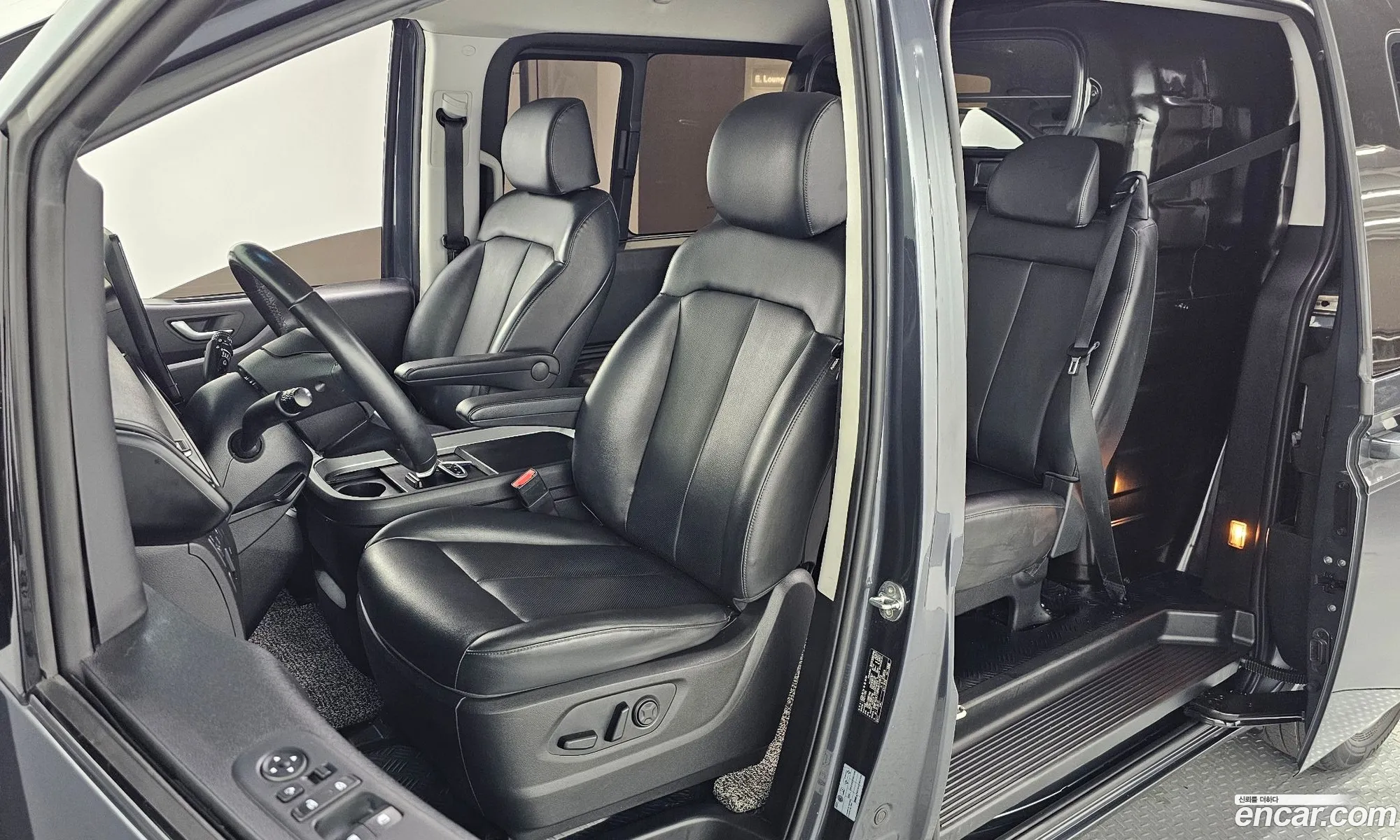 Hyundai Staria 2021 — 5